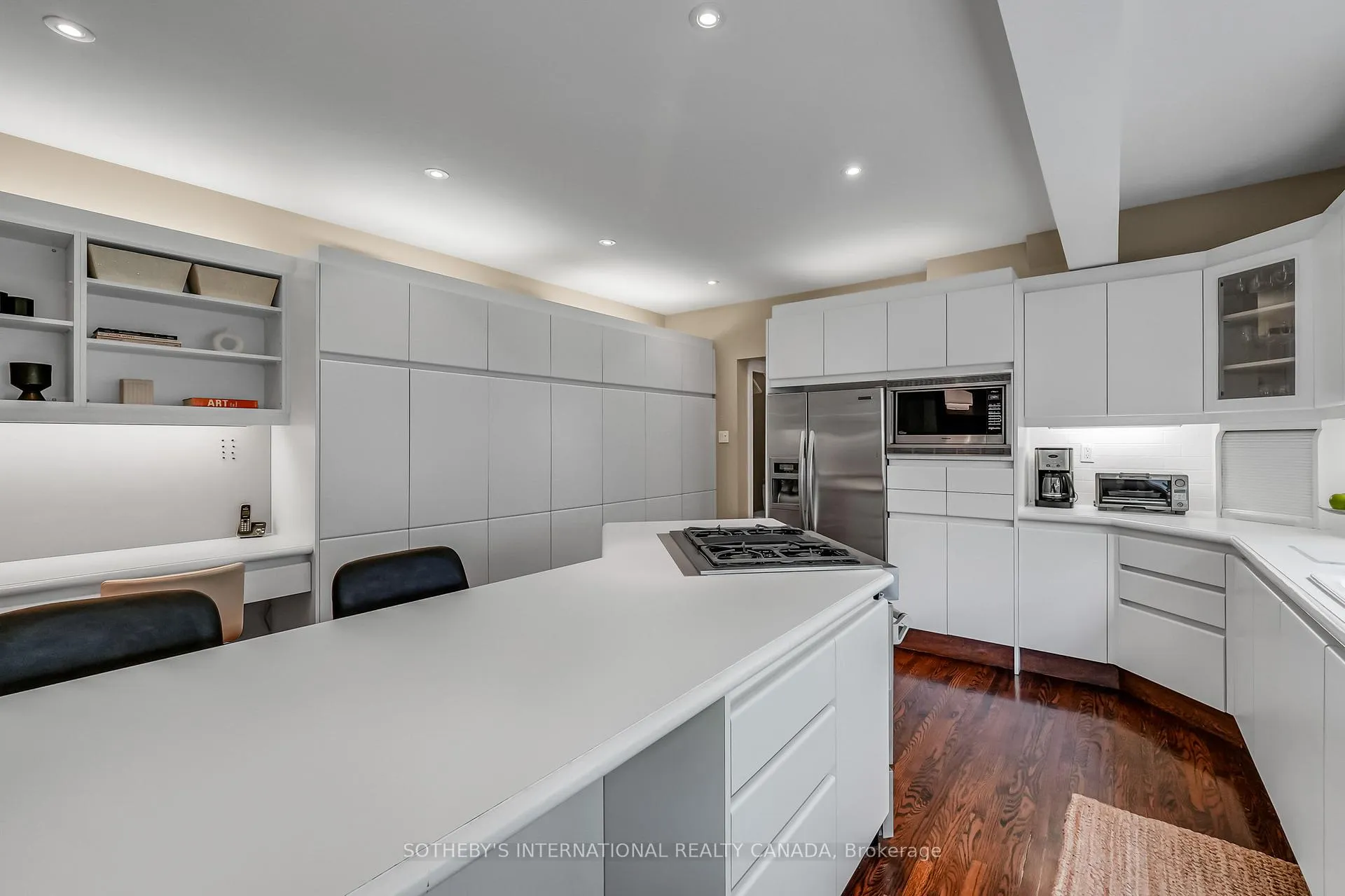 Photo 16 of 37 Walker Avenue, Toronto, Yonge-St. Clair — HOMEH