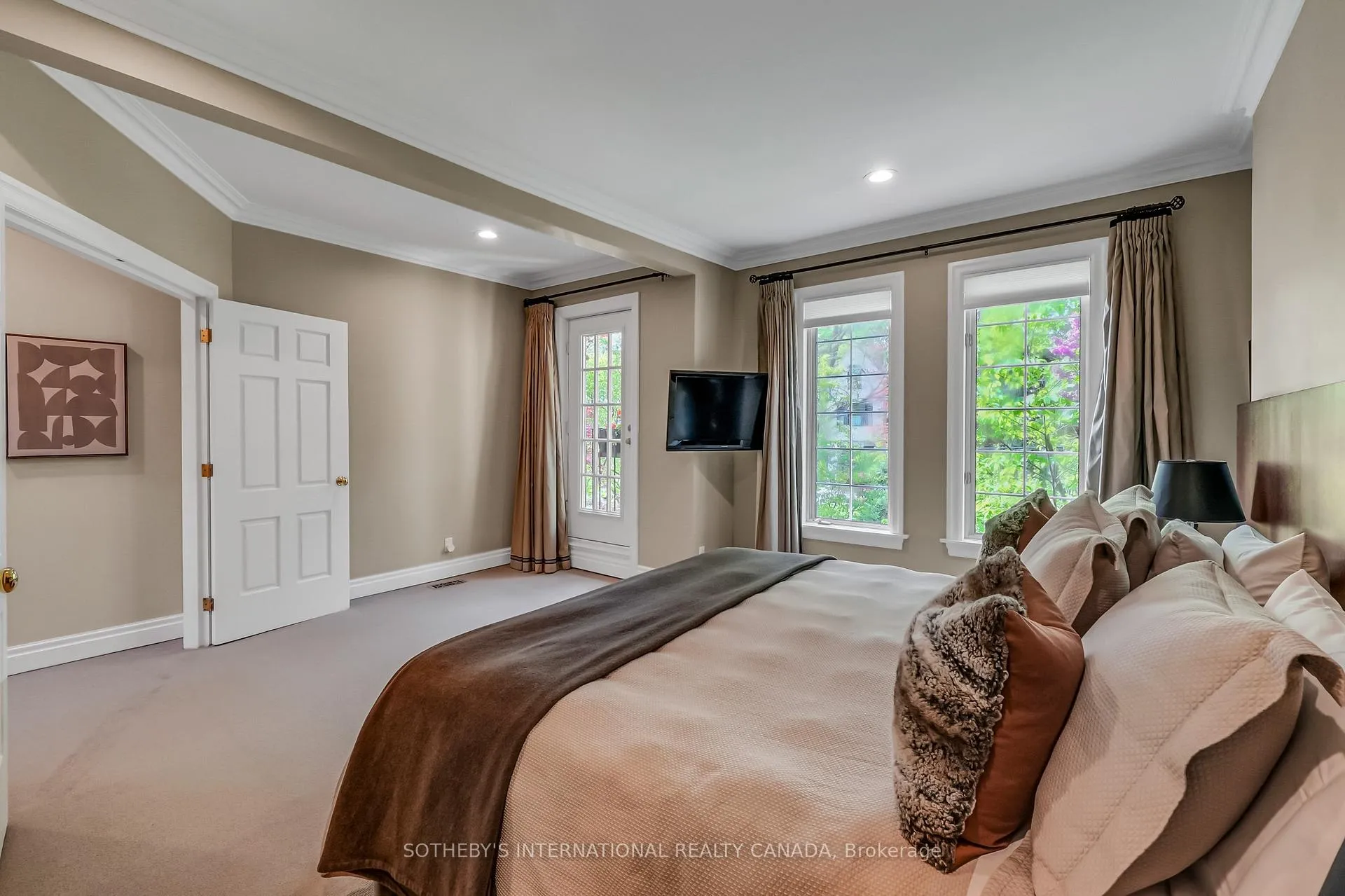 Photo 27 of 37 Walker Avenue, Toronto, Yonge-St. Clair — HOMEH