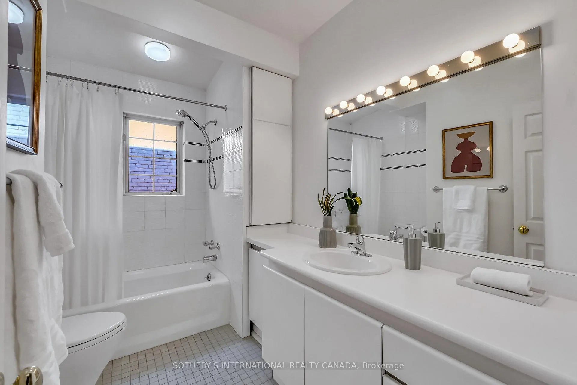 Photo 30 of 37 Walker Avenue, Toronto, Yonge-St. Clair — HOMEH