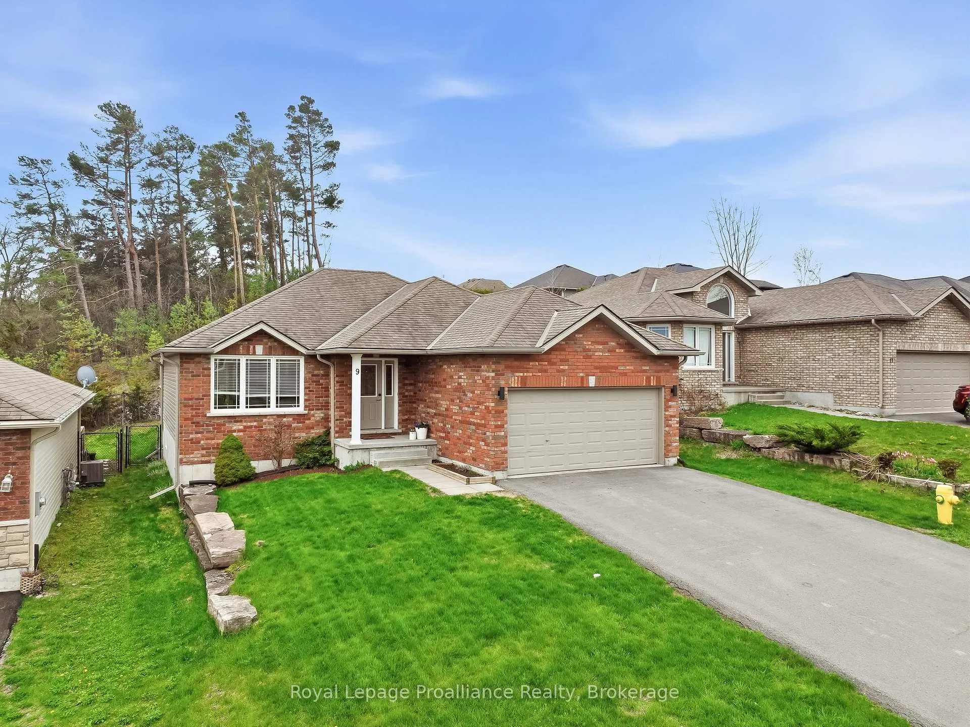 Photo 2 of 9 Mitchell Drive, Quinte West, Frankford Ward — HOMEH