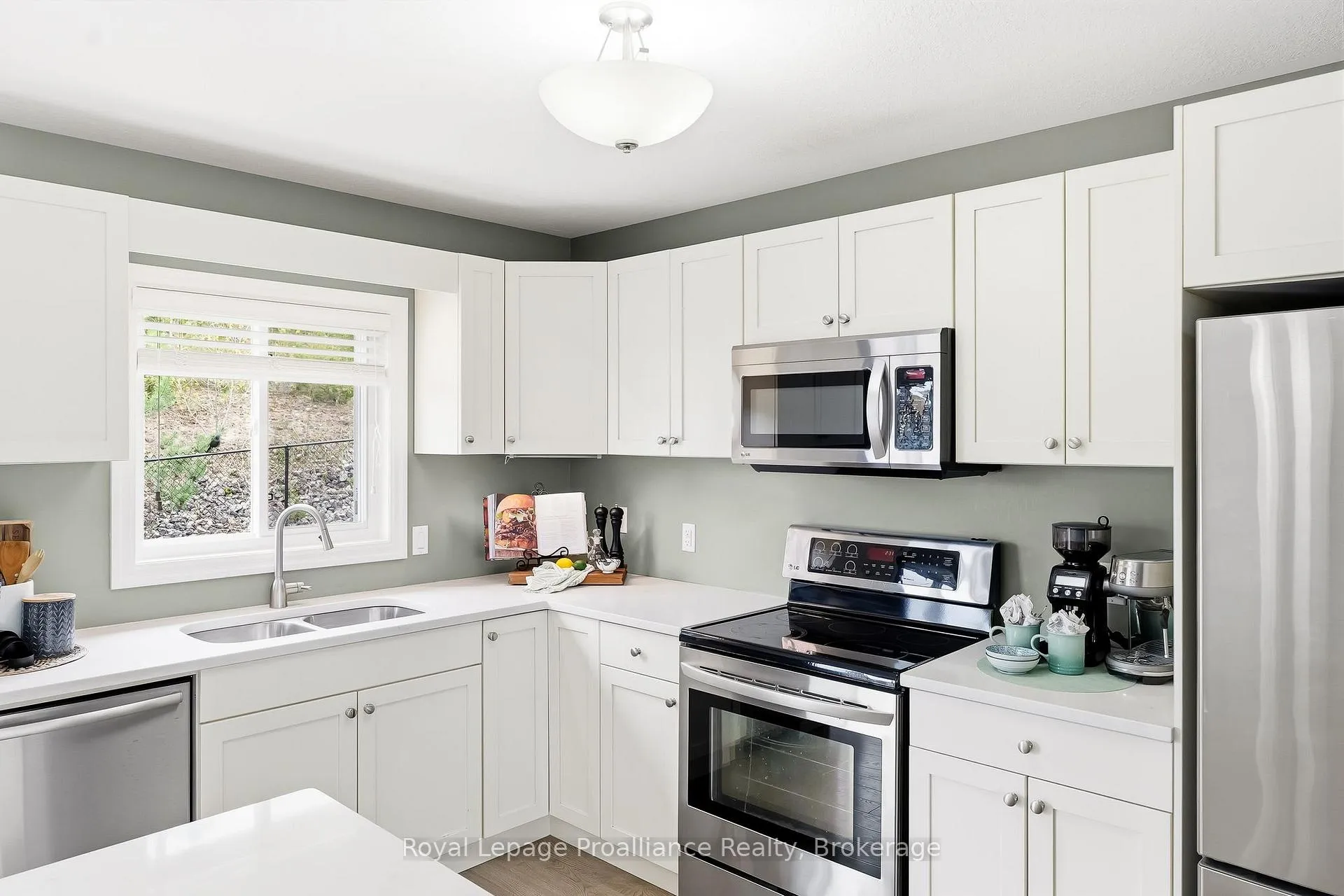 Photo 17 of 9 Mitchell Drive, Quinte West, Frankford Ward — HOMEH