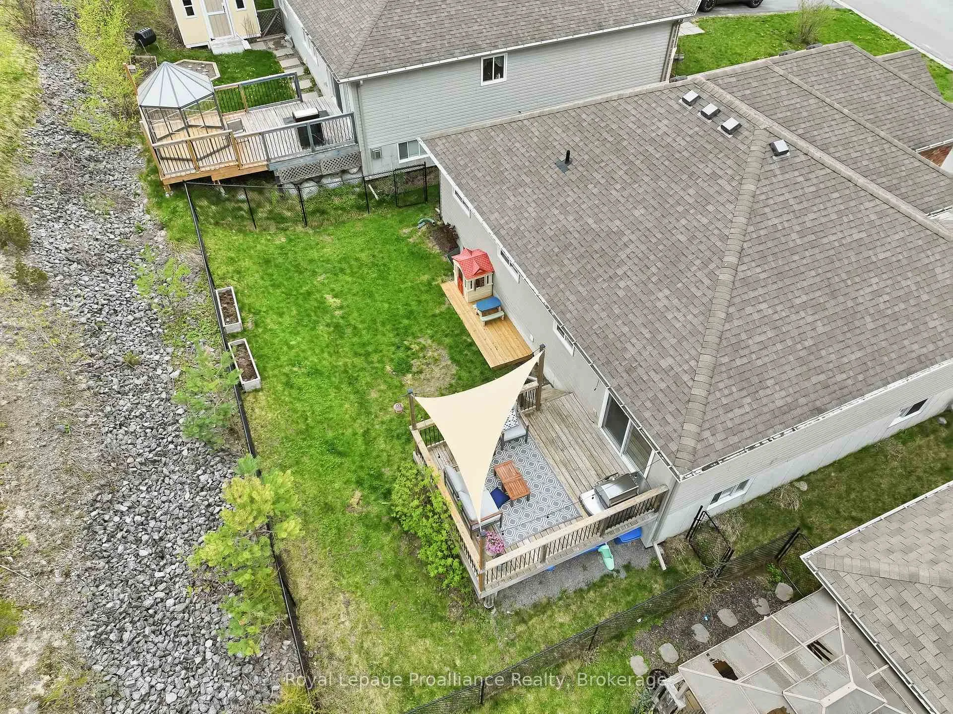 Photo 42 of 9 Mitchell Drive, Quinte West, Frankford Ward — HOMEH