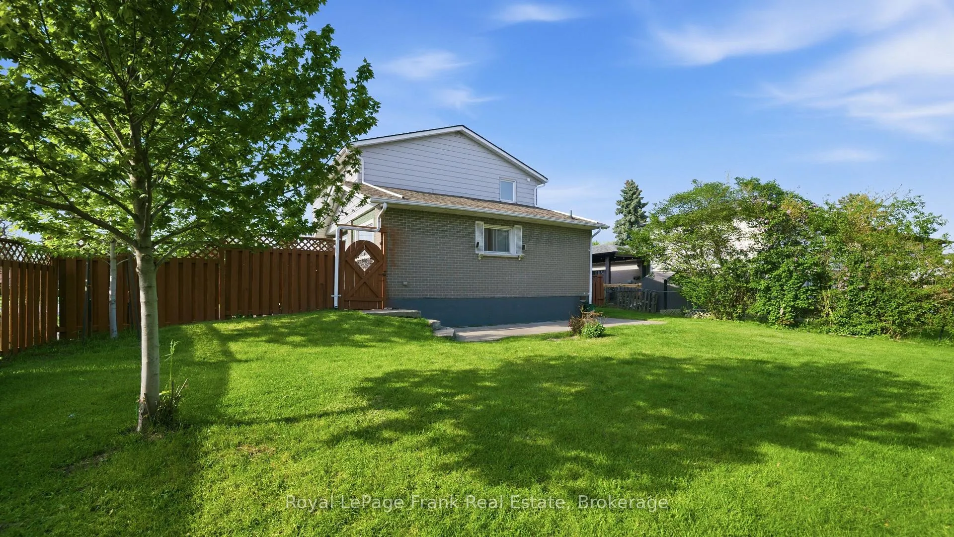Photo 44 of 1014 Vistula Drive, Pickering, West Shore — HOMEH