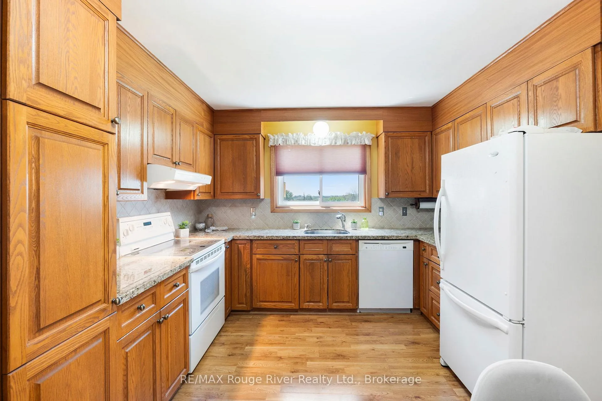 Photo 19 of 1271 Ontario Street, Cobourg — HOMEH