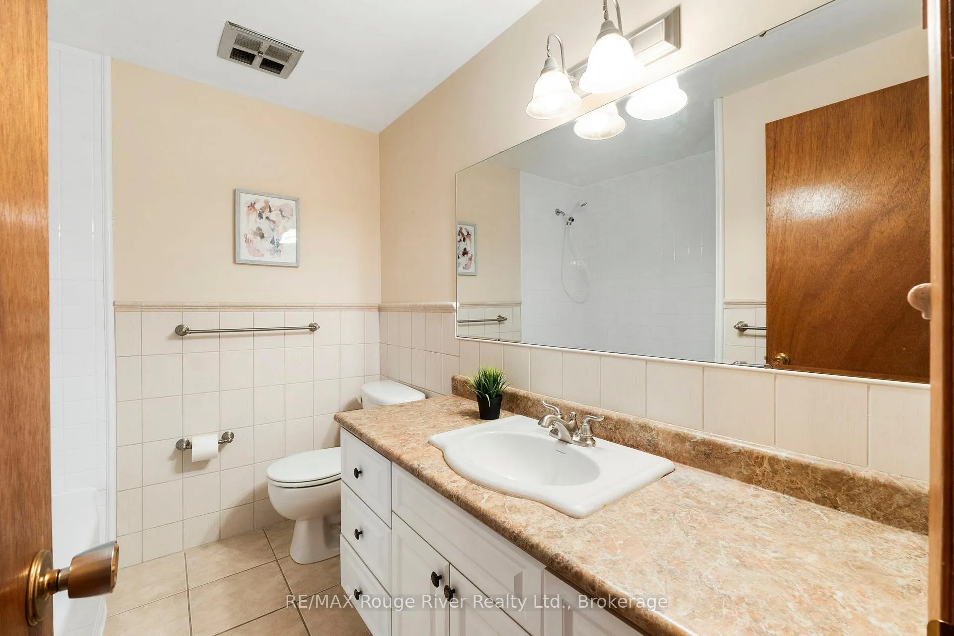 Photo 35 of 1271 Ontario Street, Cobourg — HOMEH