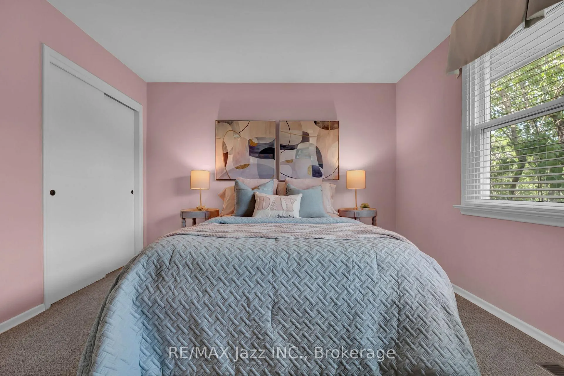 Photo 27 of 961 Swiss Heights, Oshawa, Pinecrest — HOMEH