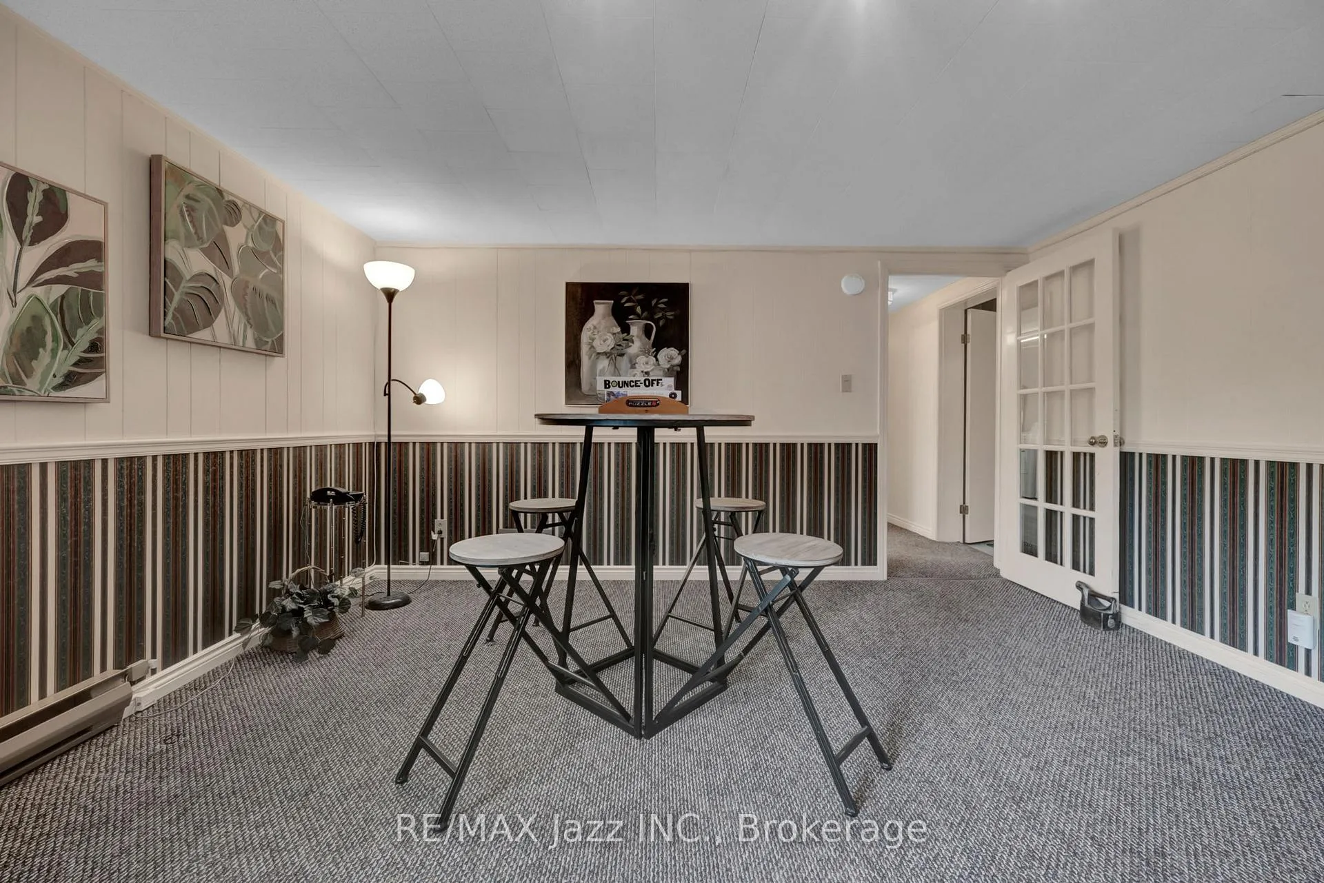 Photo 35 of 961 Swiss Heights, Oshawa, Pinecrest — HOMEH