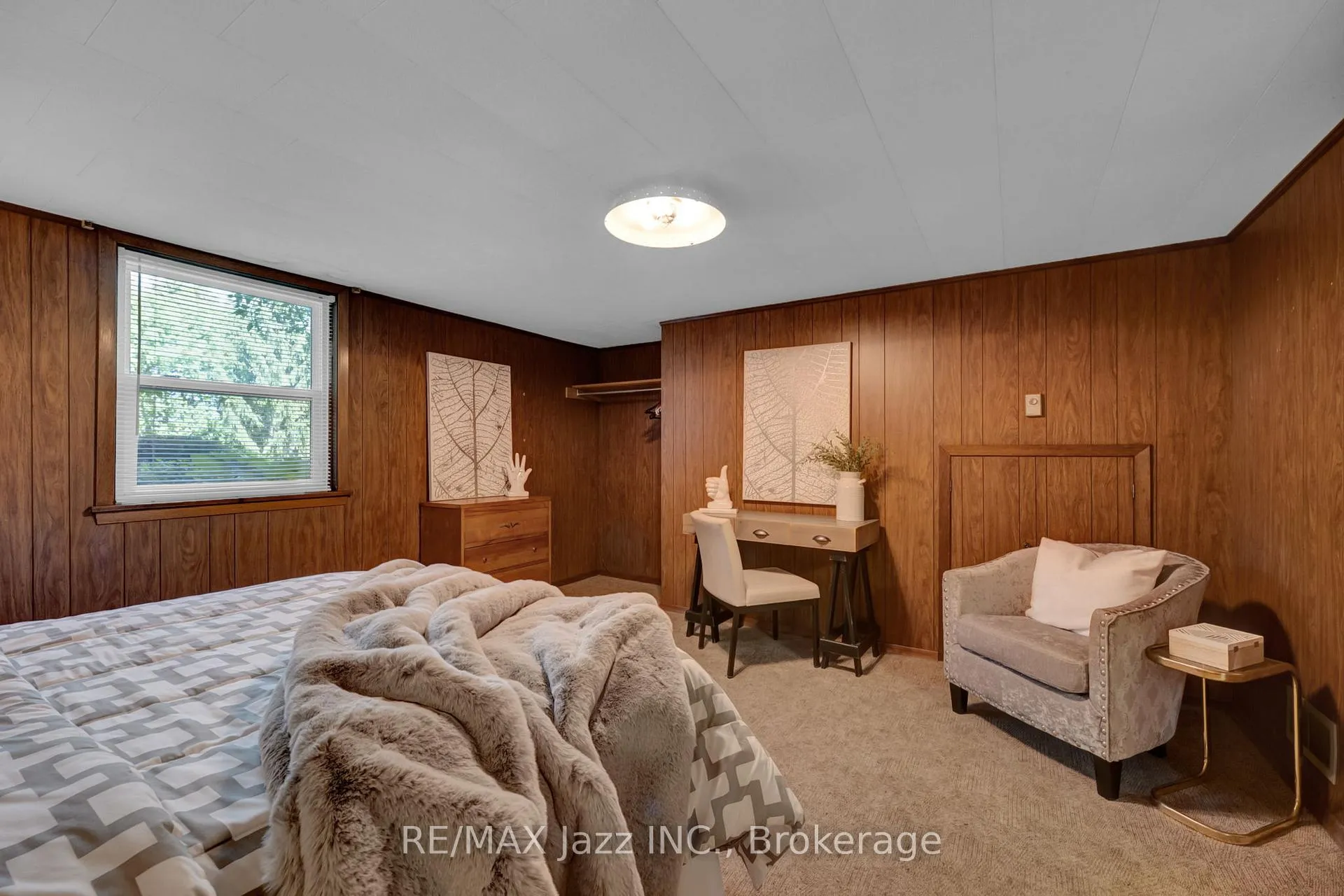 Photo 37 of 961 Swiss Heights, Oshawa, Pinecrest — HOMEH
