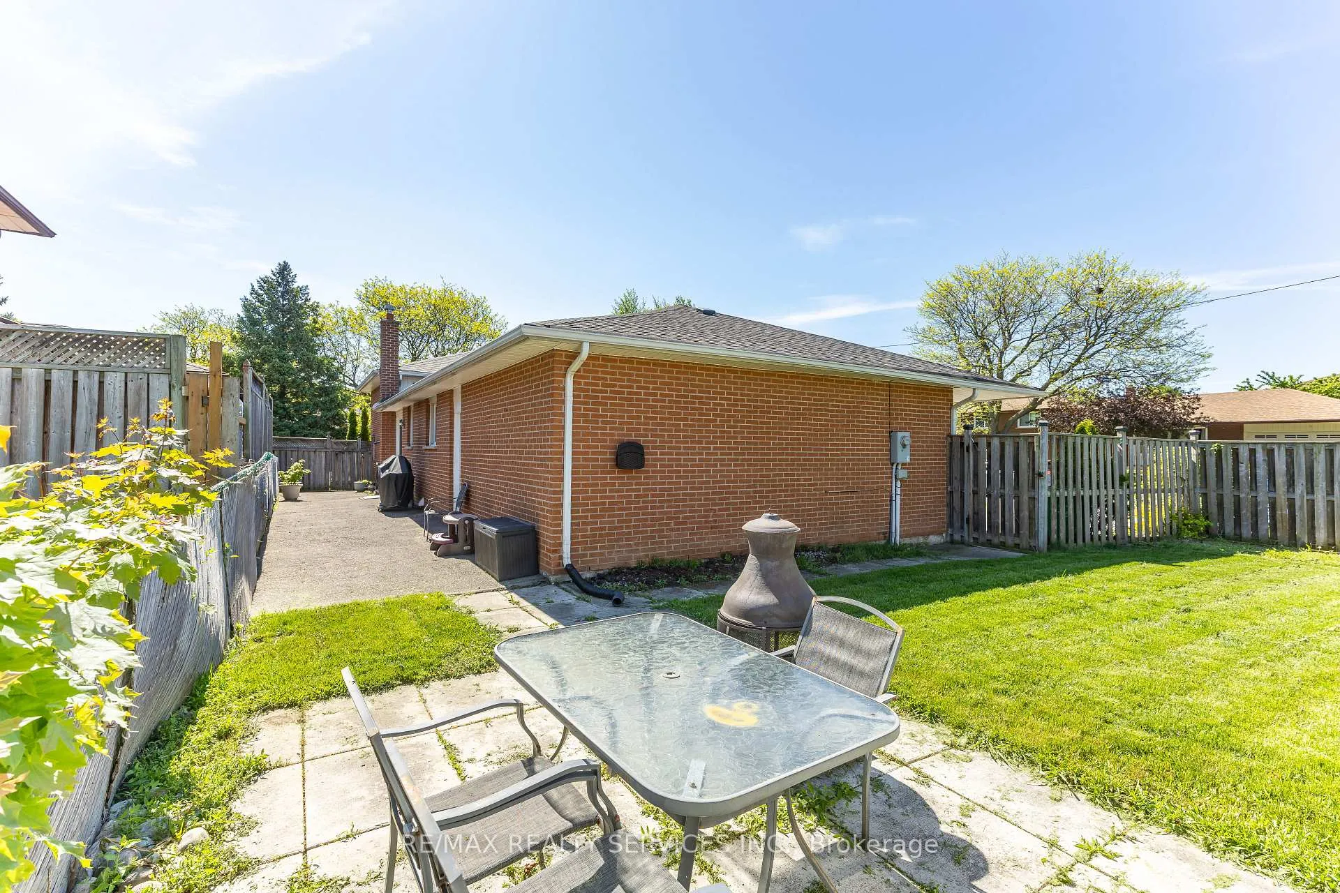 Photo 5 of 84 Marchbank Crescent, Brampton, Central Park — HOMEH