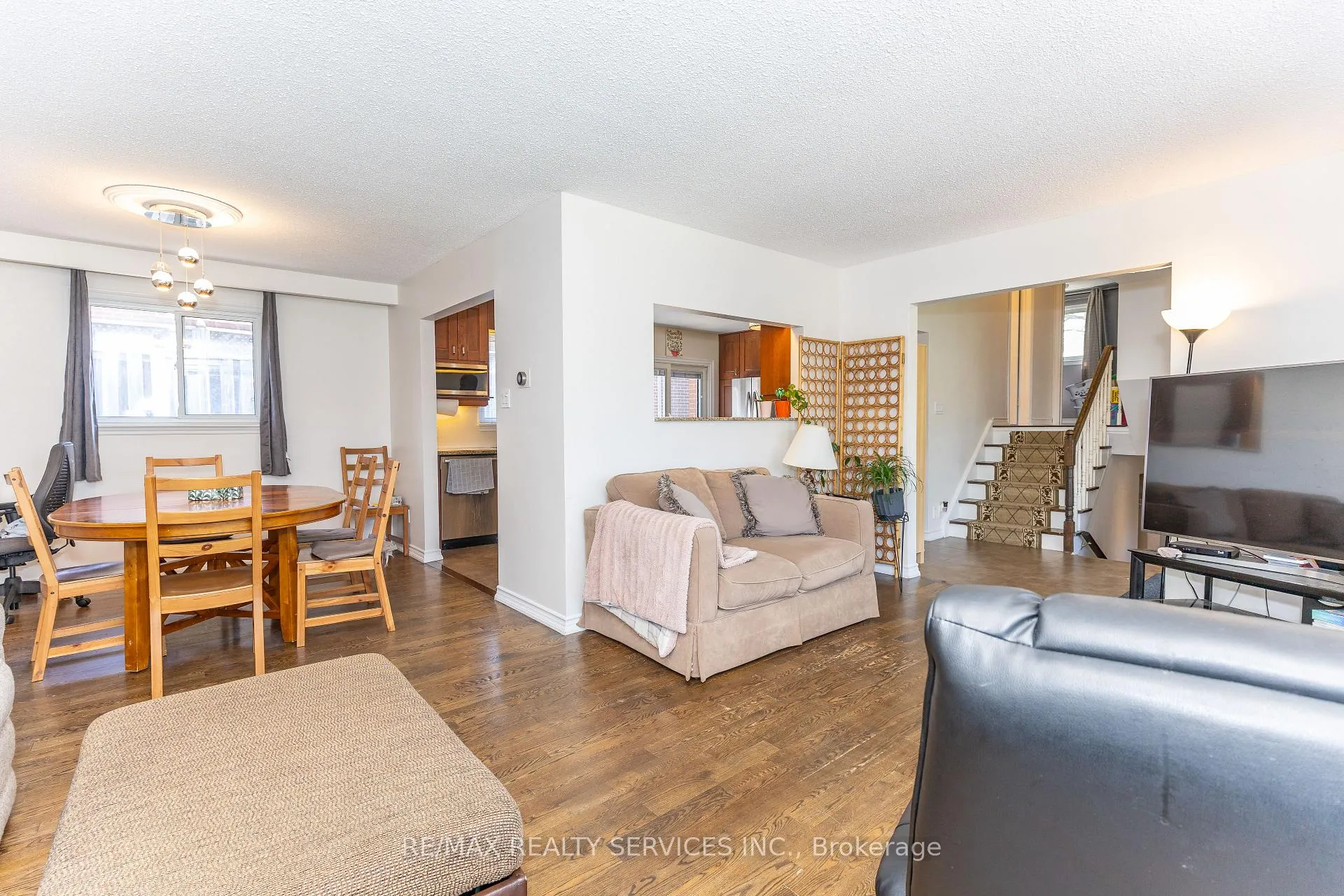 Photo 14 of 84 Marchbank Crescent, Brampton, Central Park — HOMEH
