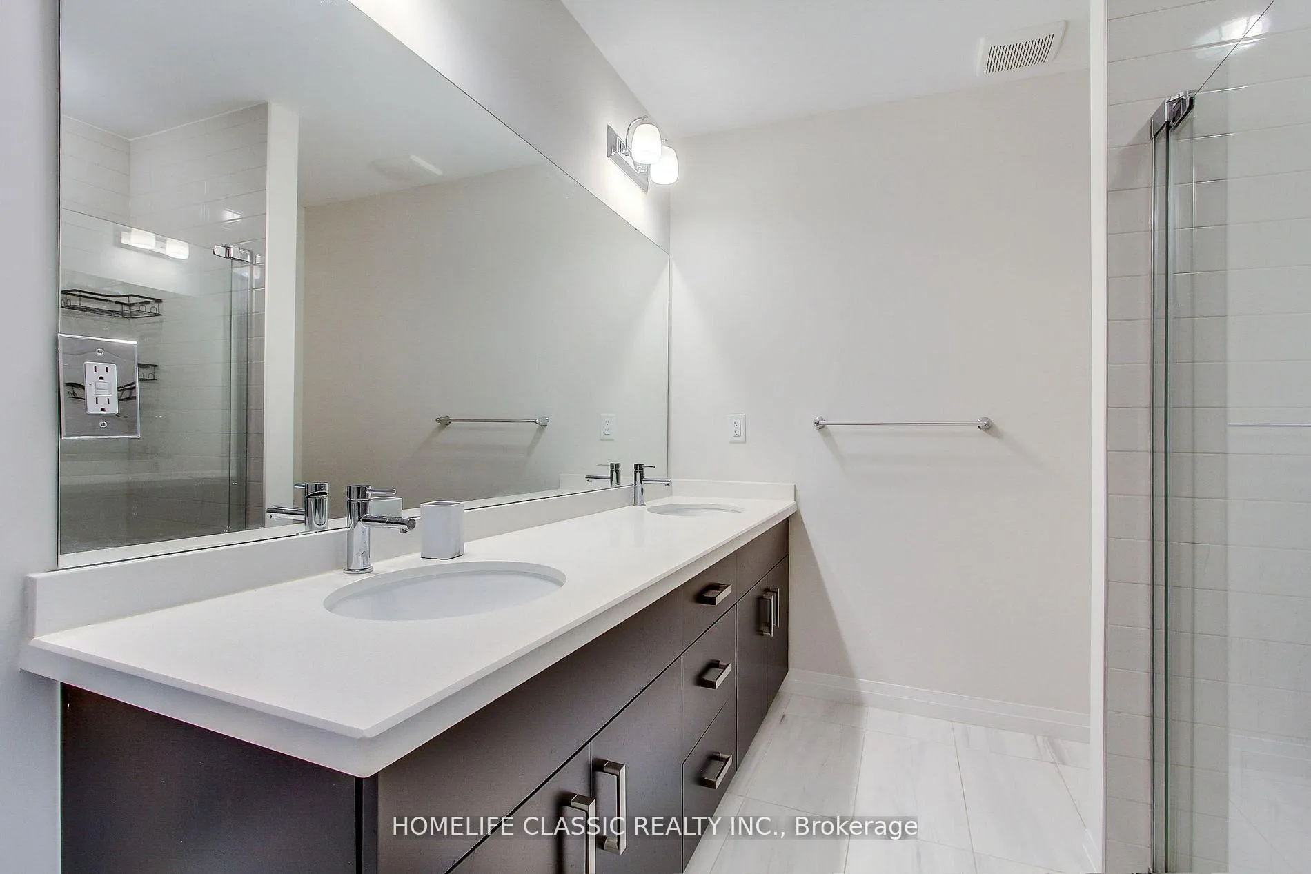 Photo 29 of 103 Greenwich Avenue, Hamilton, Stoney Creek Mountain — HOMEH