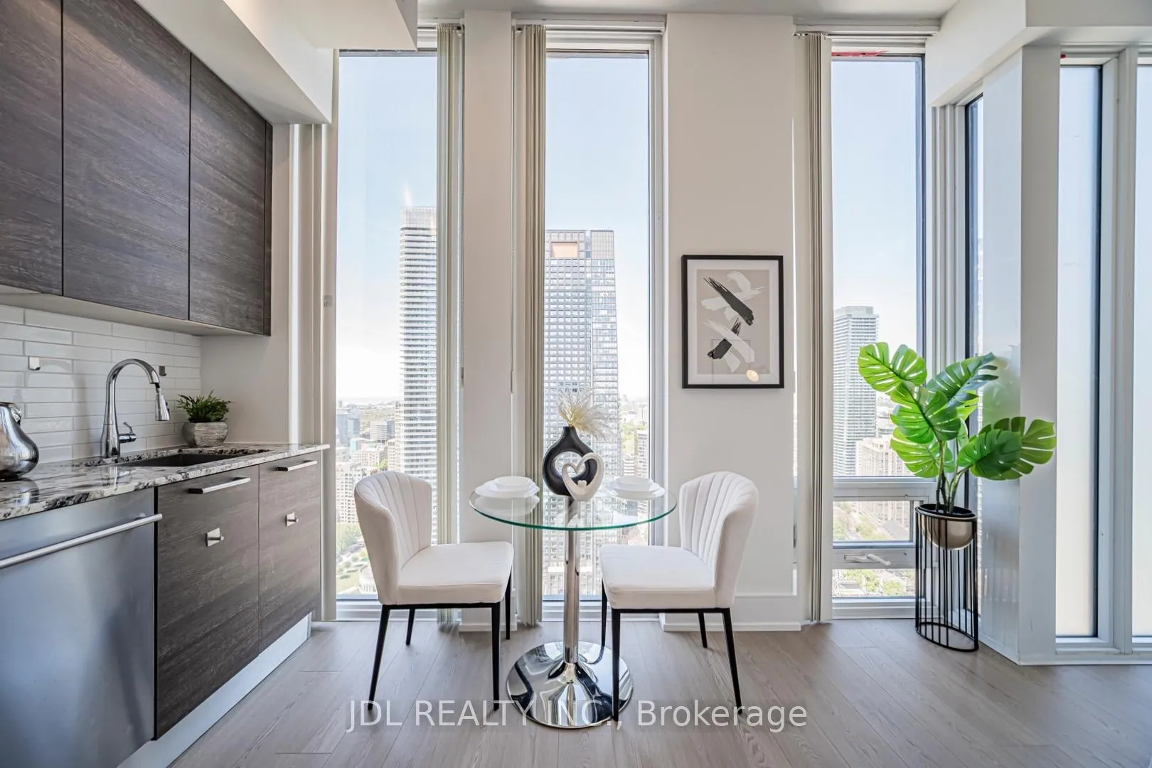 Photo 9 of Unit 3601, 28 Wellesley Street E, Toronto, Church-Yonge Corridor — HOMEH