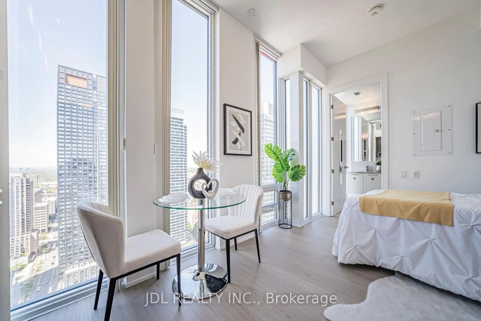 Photo 11 of Unit 3601, 28 Wellesley Street E, Toronto, Church-Yonge Corridor — HOMEH