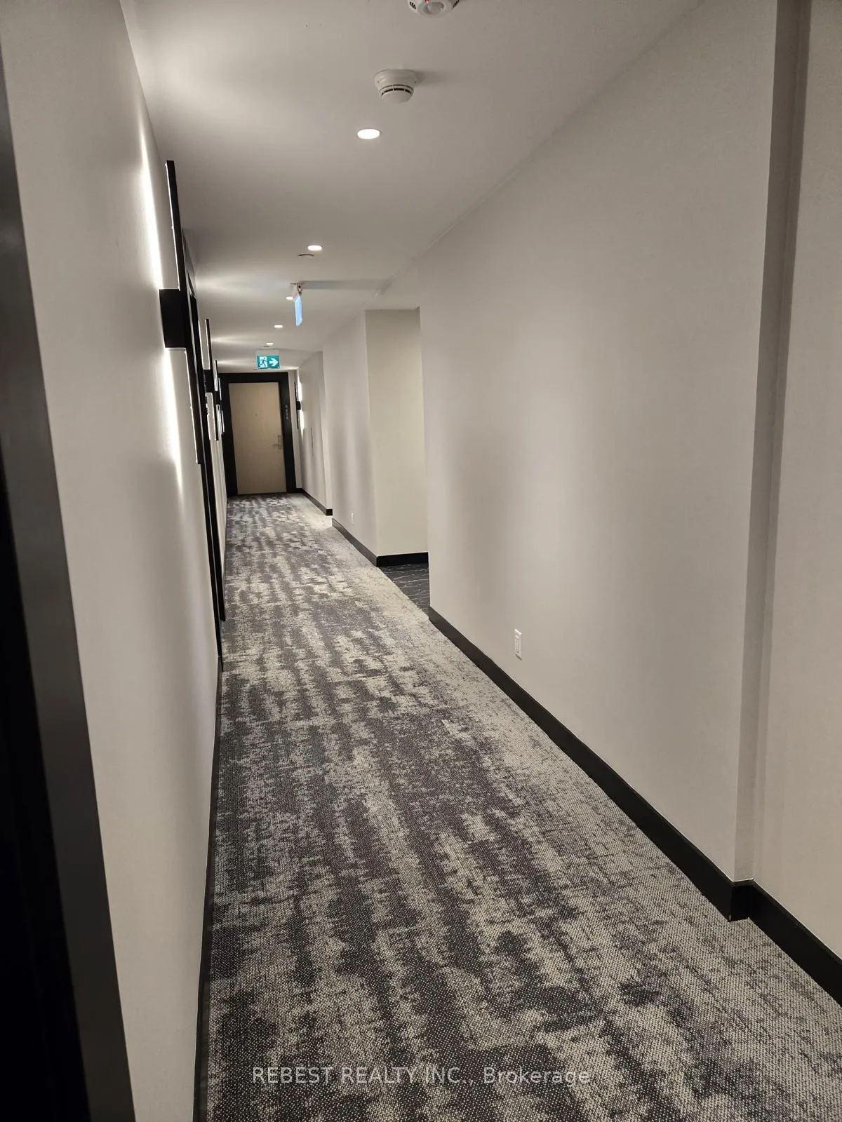 Photo 3 of Unit 5202, 395 Bloor Street E, Toronto, North St. James Town — HOMEH