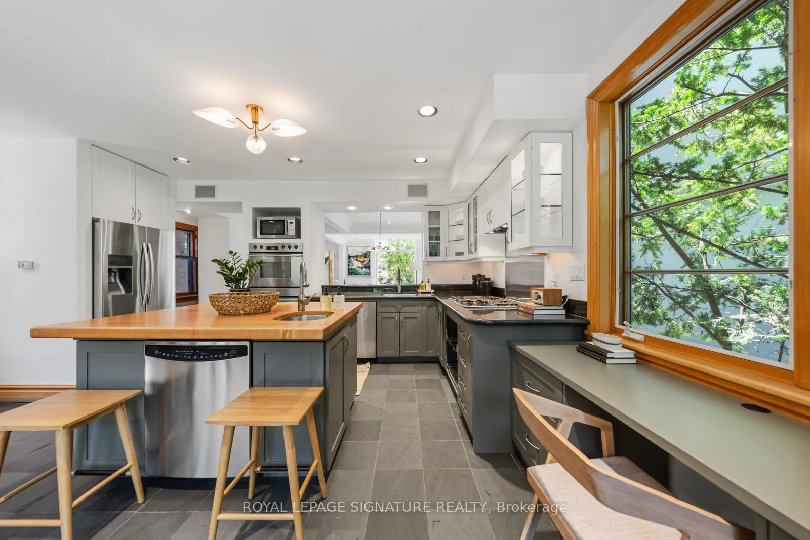 Photo 17 of 14 Hazel Avenue, Toronto, The Beaches — HOMEH