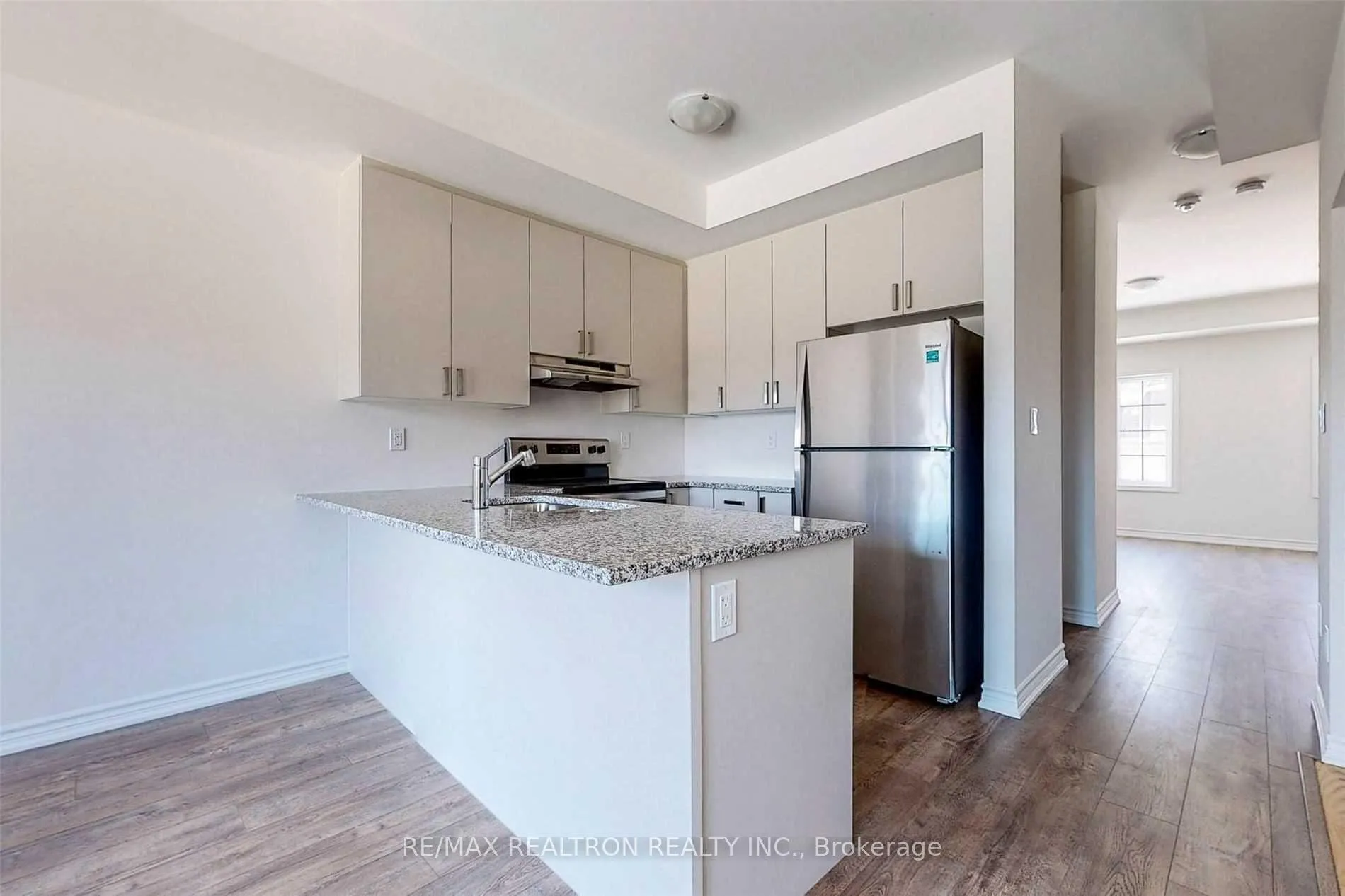 Photo 8 of Unit 73, 203 Royal Northern Path, Oshawa, Windfields — HOMEH