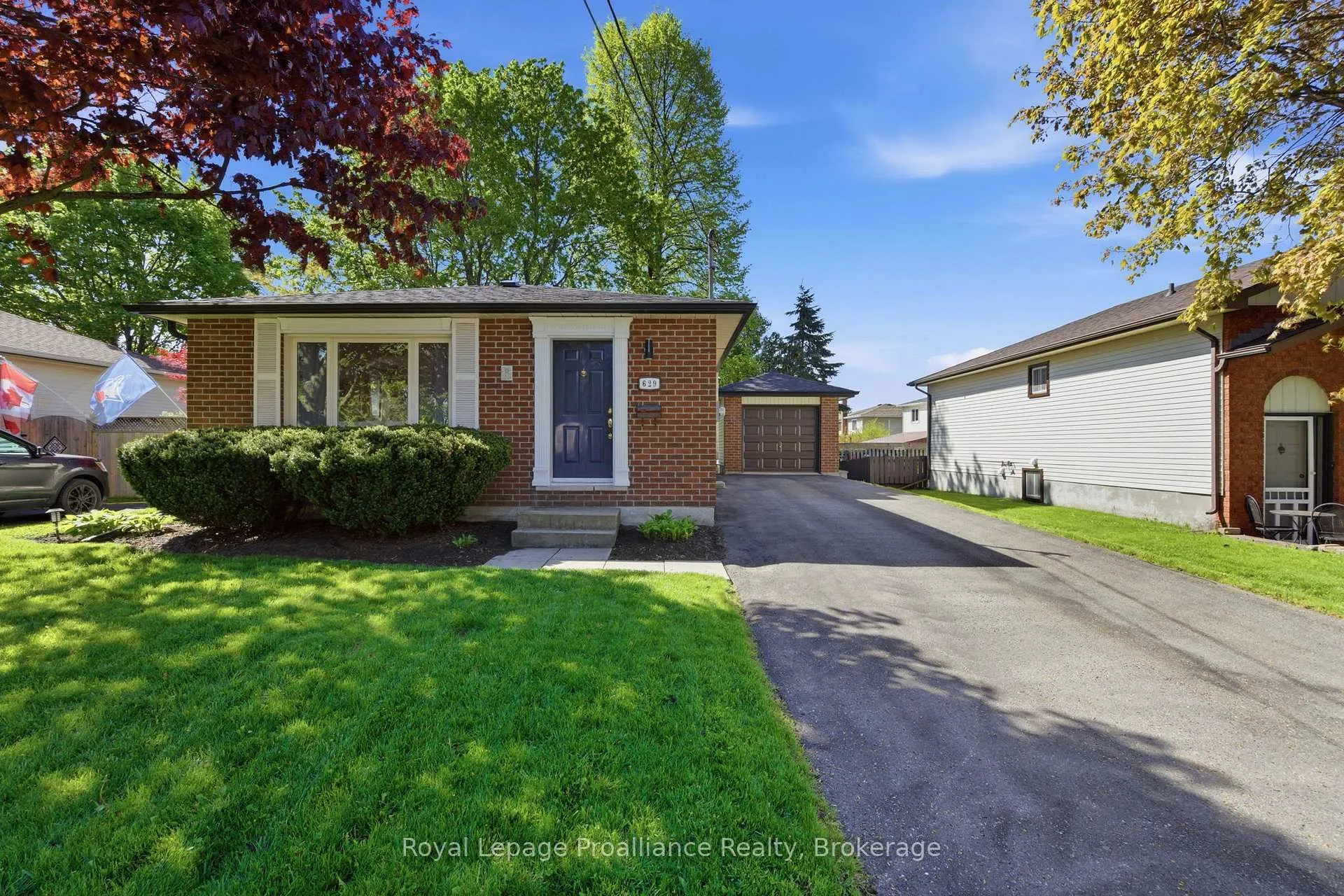 Photo 3 of 629 Mackechnie Crescent, Cobourg — HOMEH