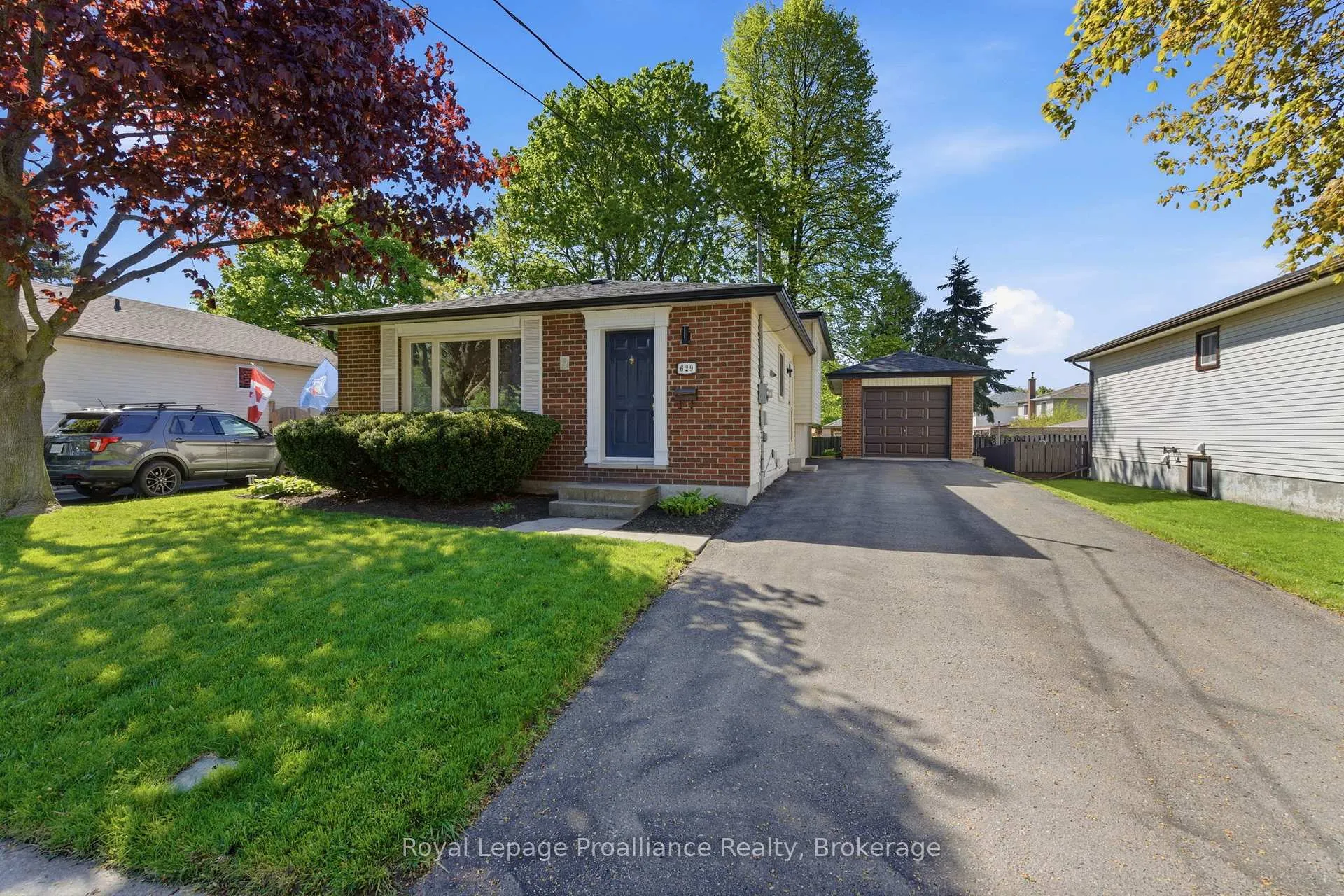 Photo 4 of 629 Mackechnie Crescent, Cobourg — HOMEH