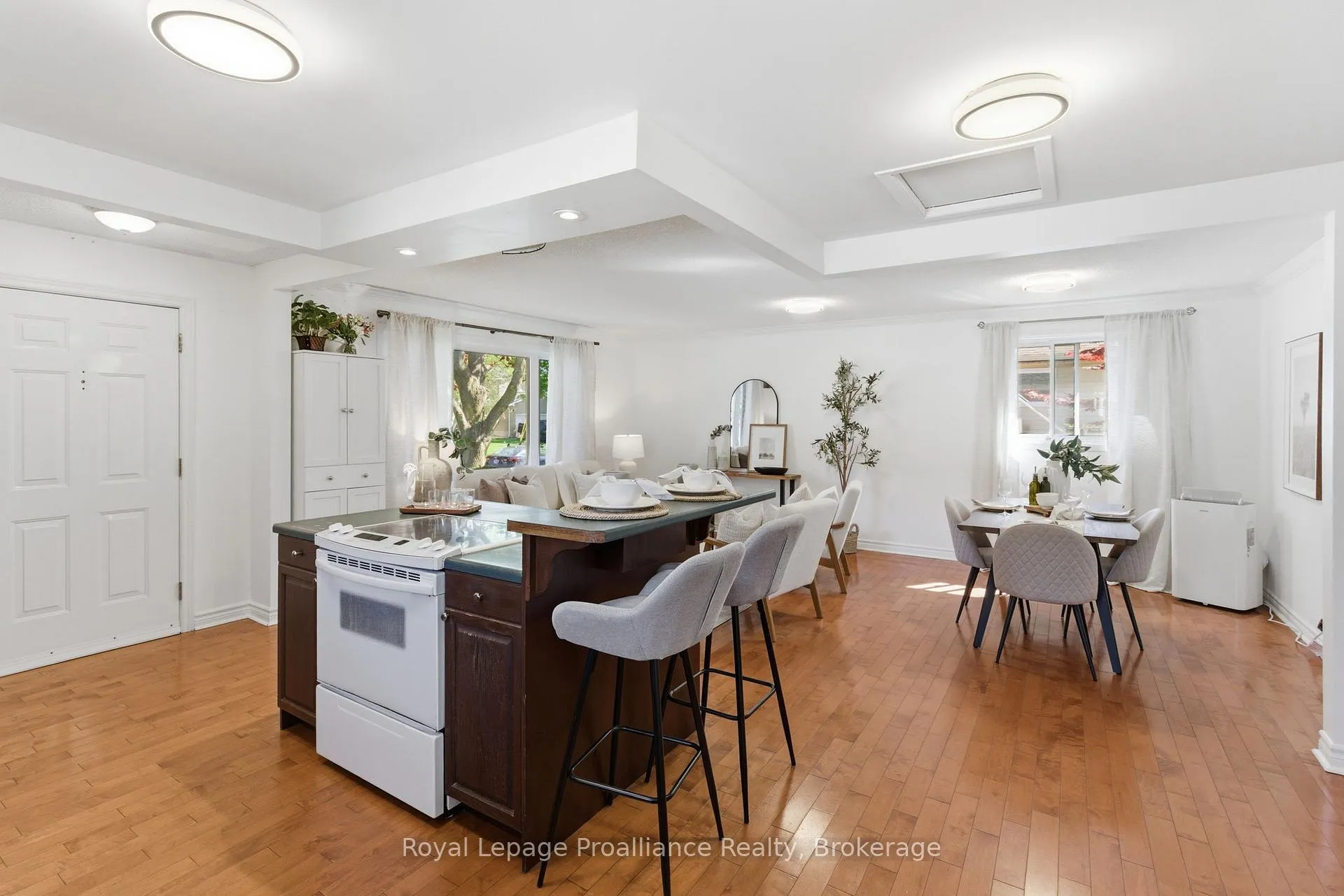 Photo 13 of 629 Mackechnie Crescent, Cobourg — HOMEH