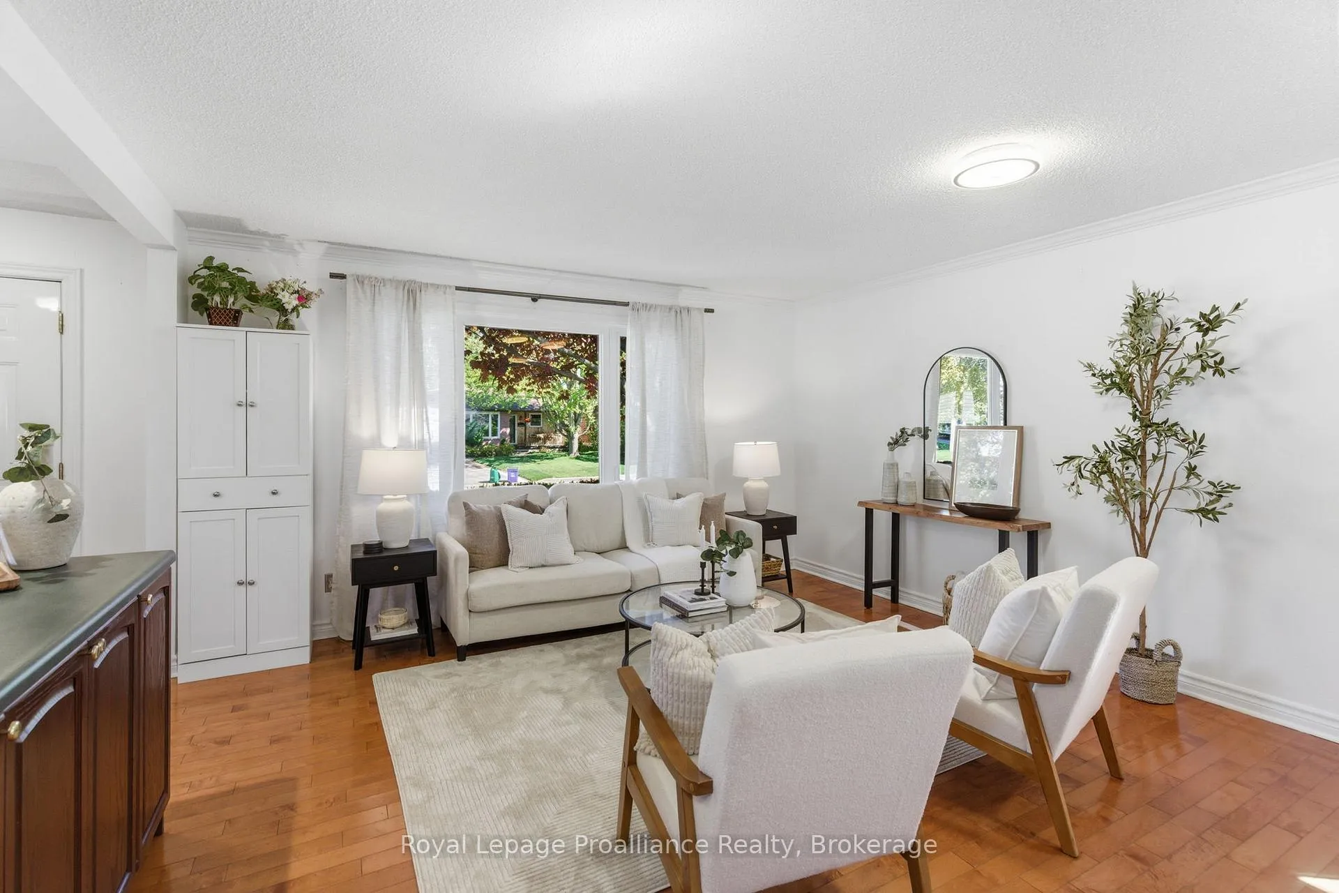 Photo 16 of 629 Mackechnie Crescent, Cobourg — HOMEH