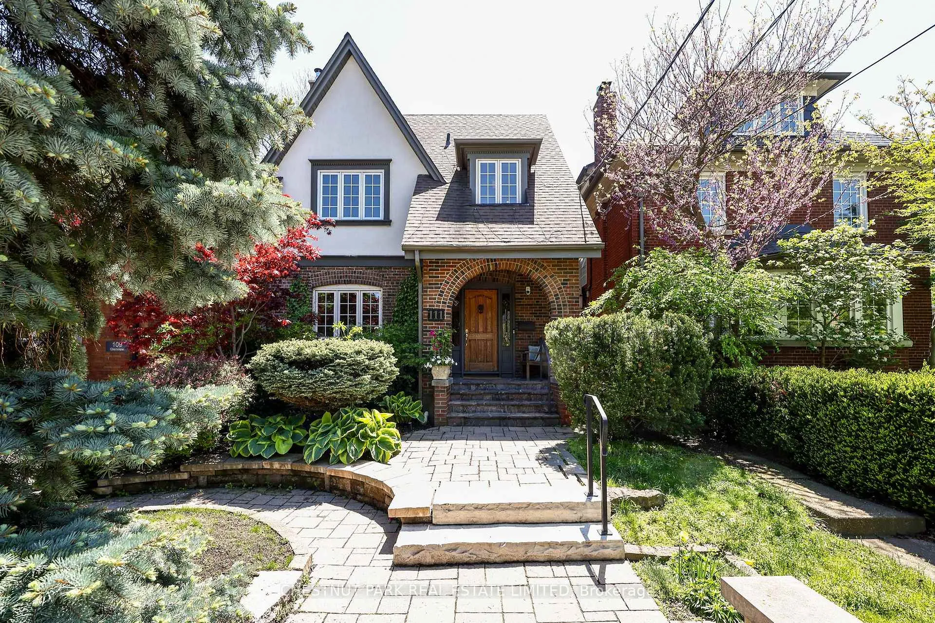 Front of 111 Glenview Avenue