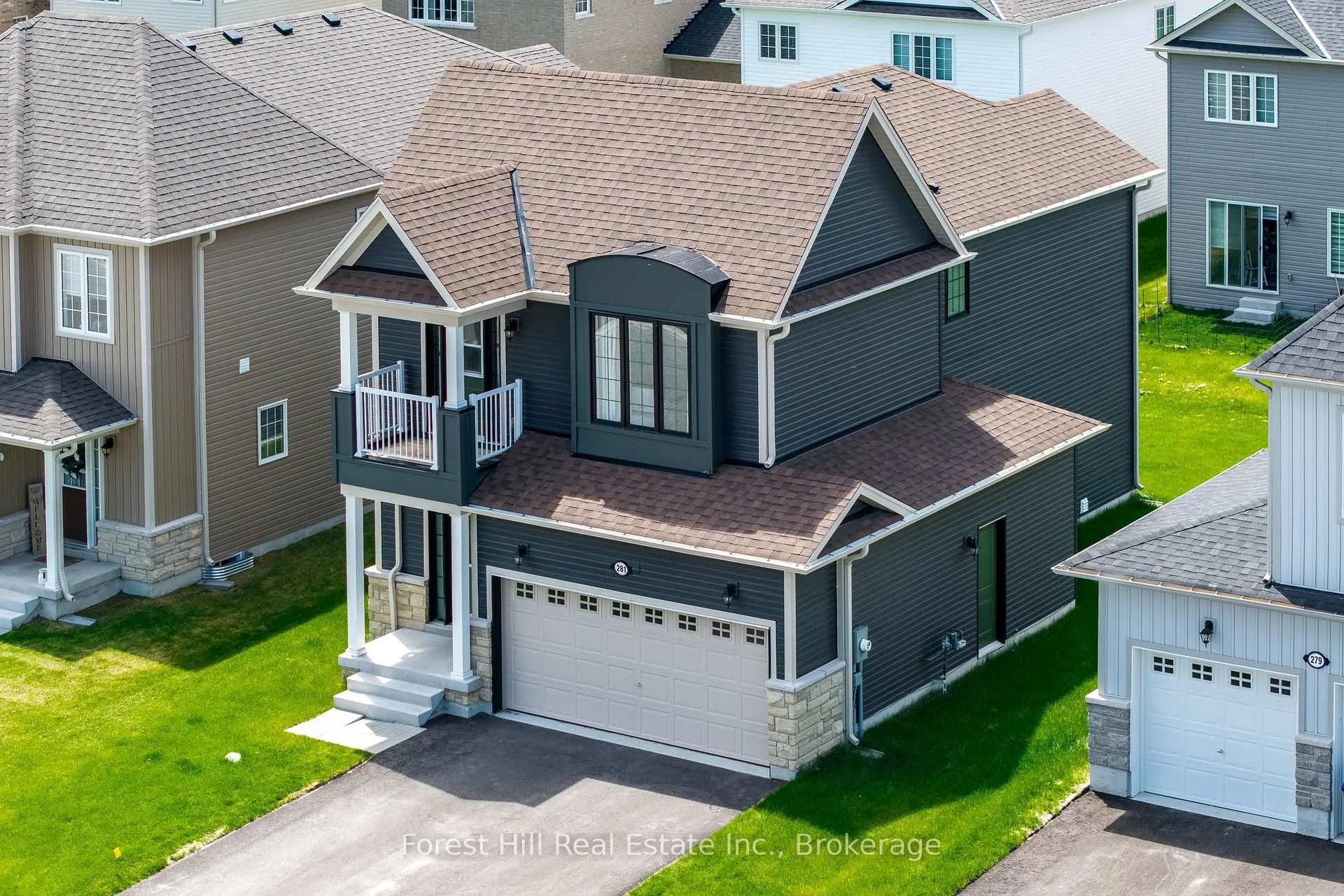 Front of 281 Springfield Crescent