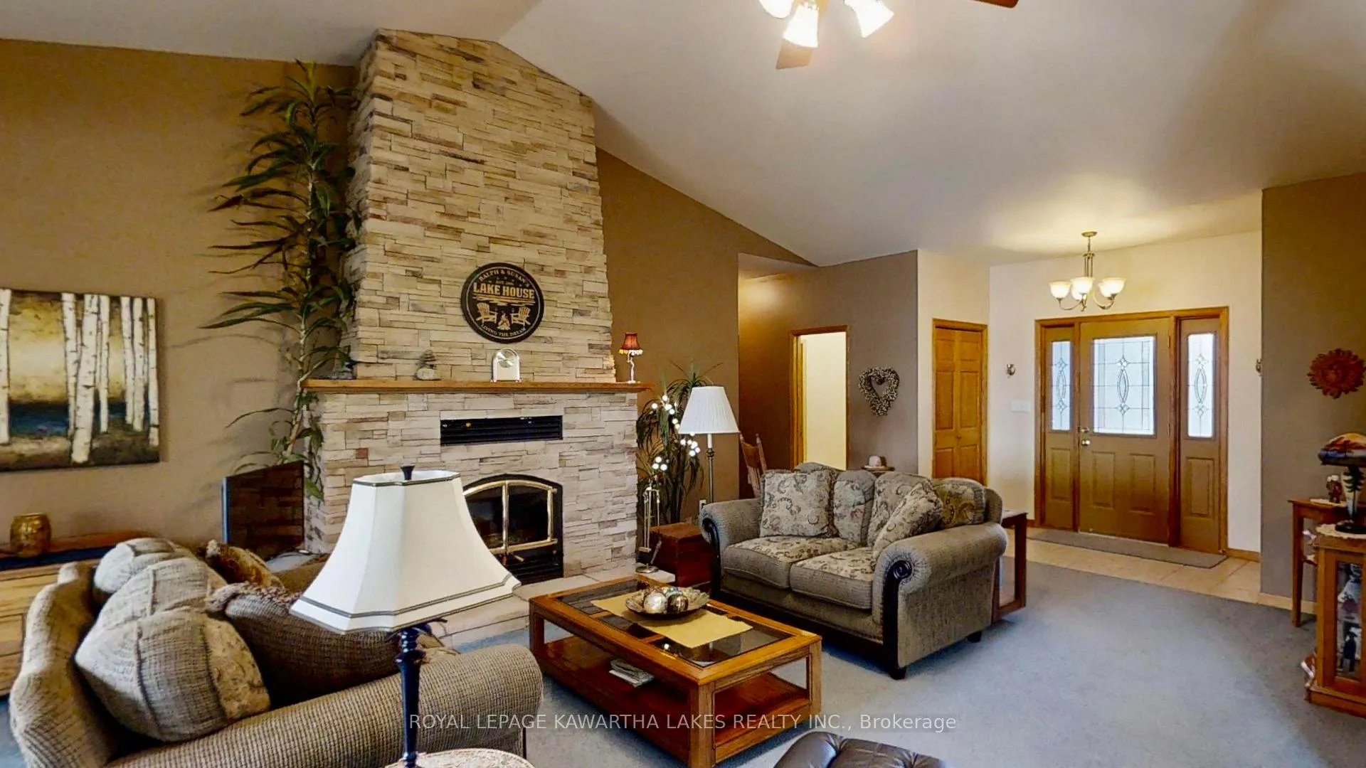 Photo 6 of 21 Emerald Street, Kawartha Lakes, Fenelon — HOMEH