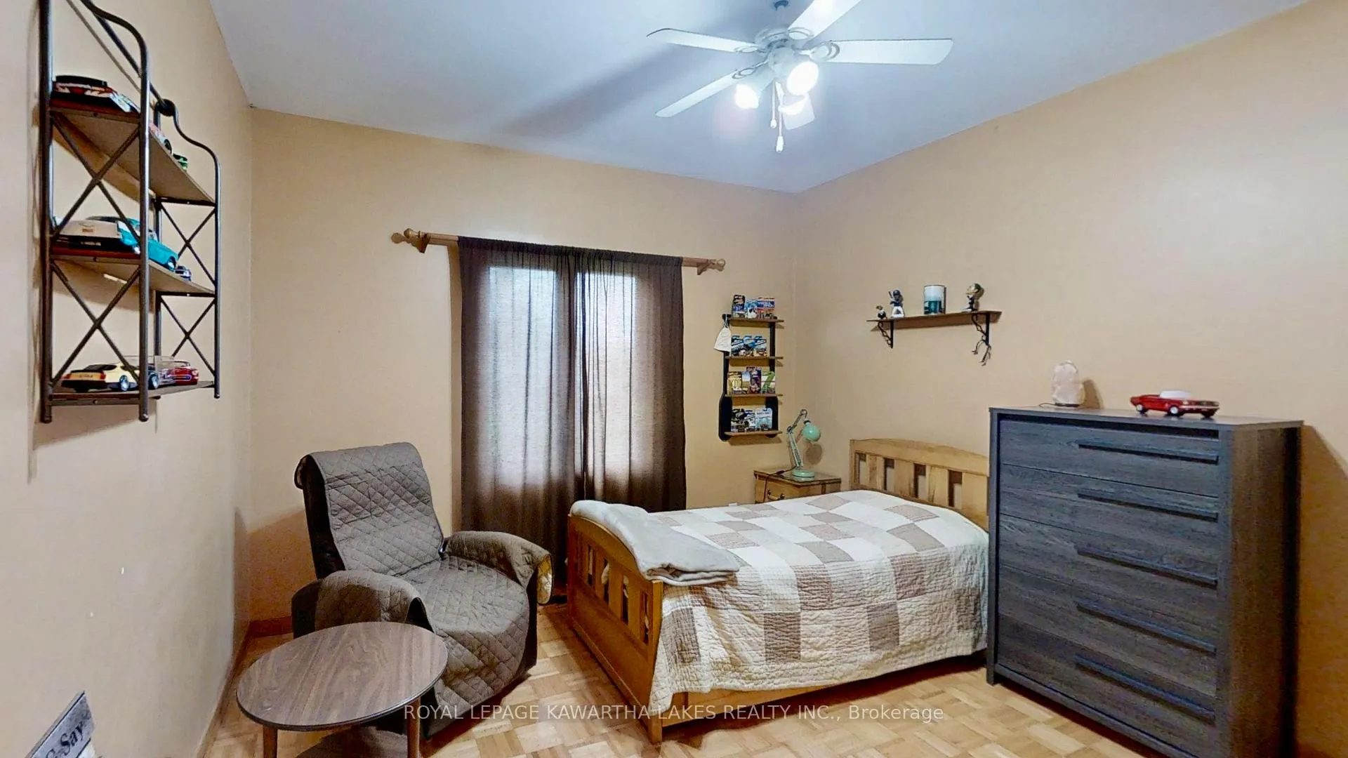 Photo 14 of 21 Emerald Street, Kawartha Lakes, Fenelon — HOMEH