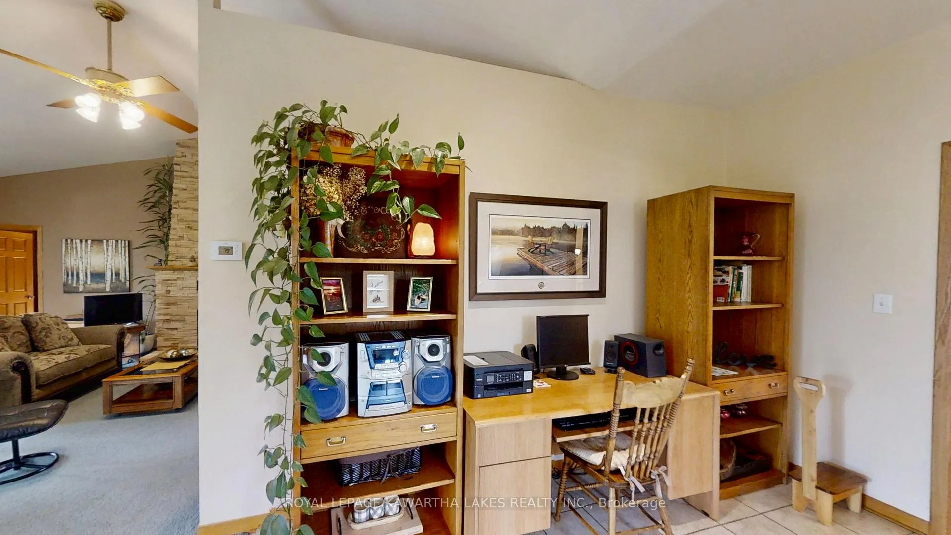 Photo 20 of 21 Emerald Street, Kawartha Lakes, Fenelon — HOMEH