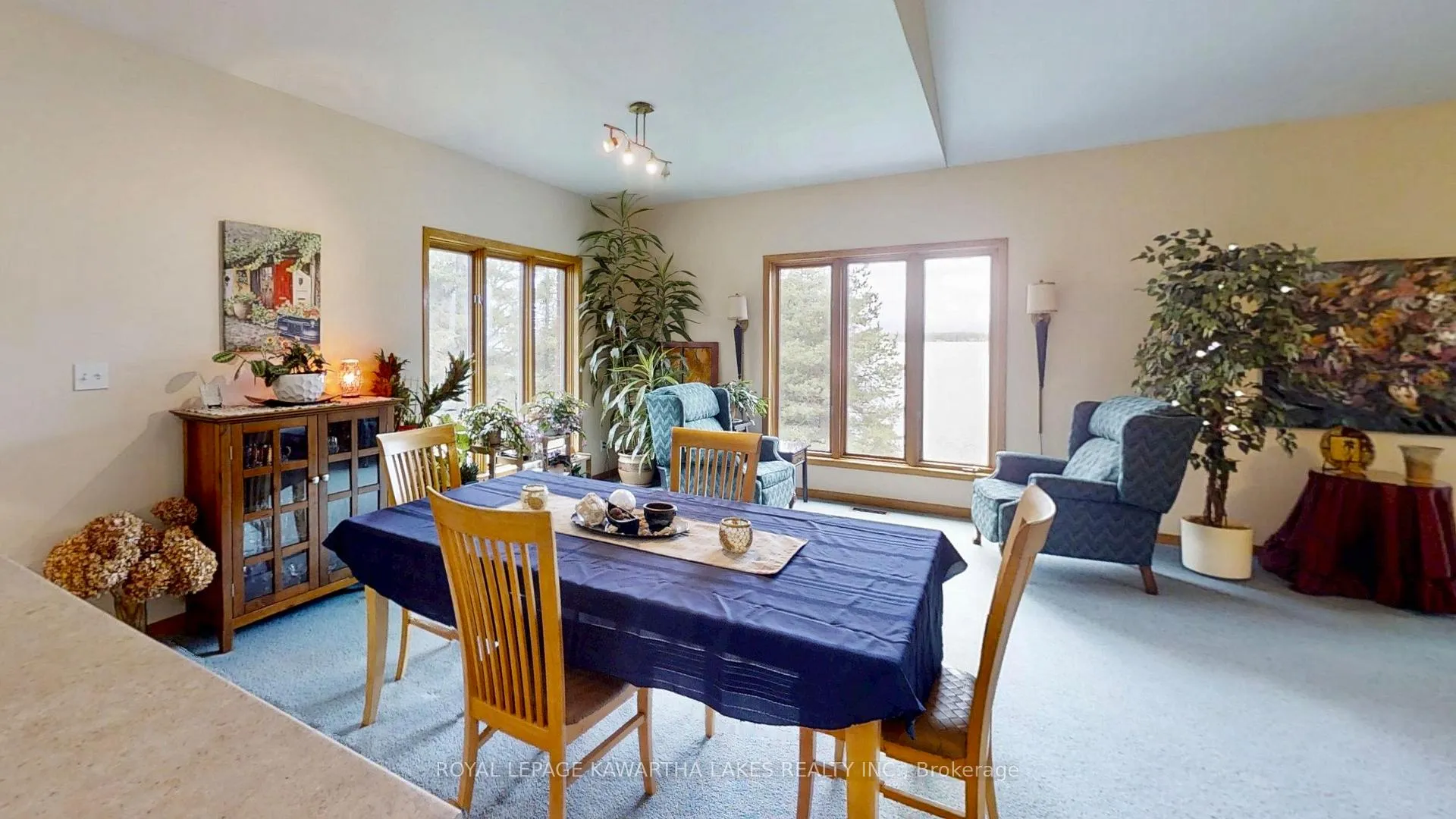 Photo 21 of 21 Emerald Street, Kawartha Lakes, Fenelon — HOMEH