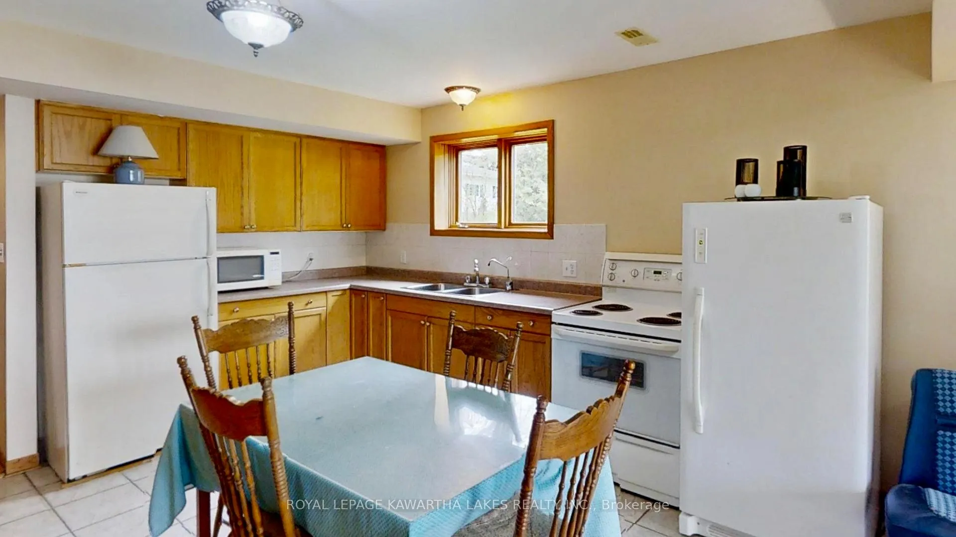 Photo 28 of 21 Emerald Street, Kawartha Lakes, Fenelon — HOMEH