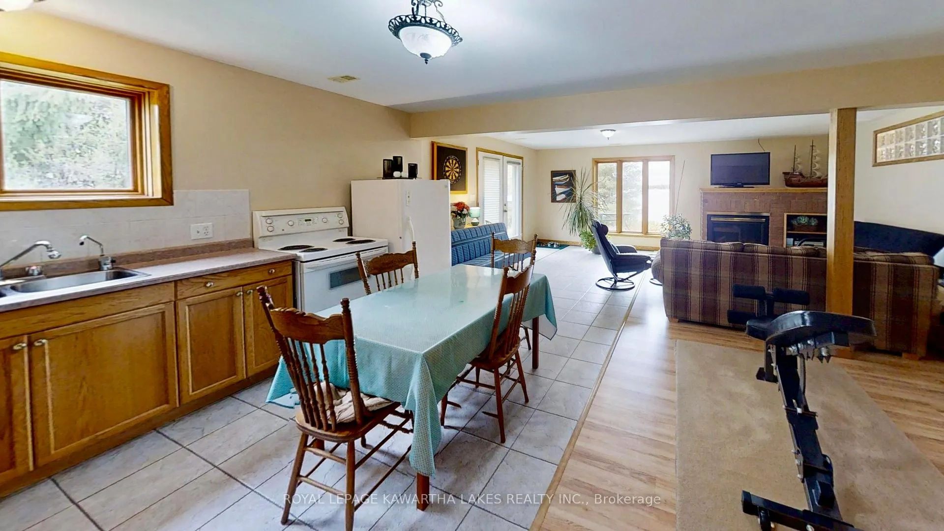 Photo 29 of 21 Emerald Street, Kawartha Lakes, Fenelon — HOMEH