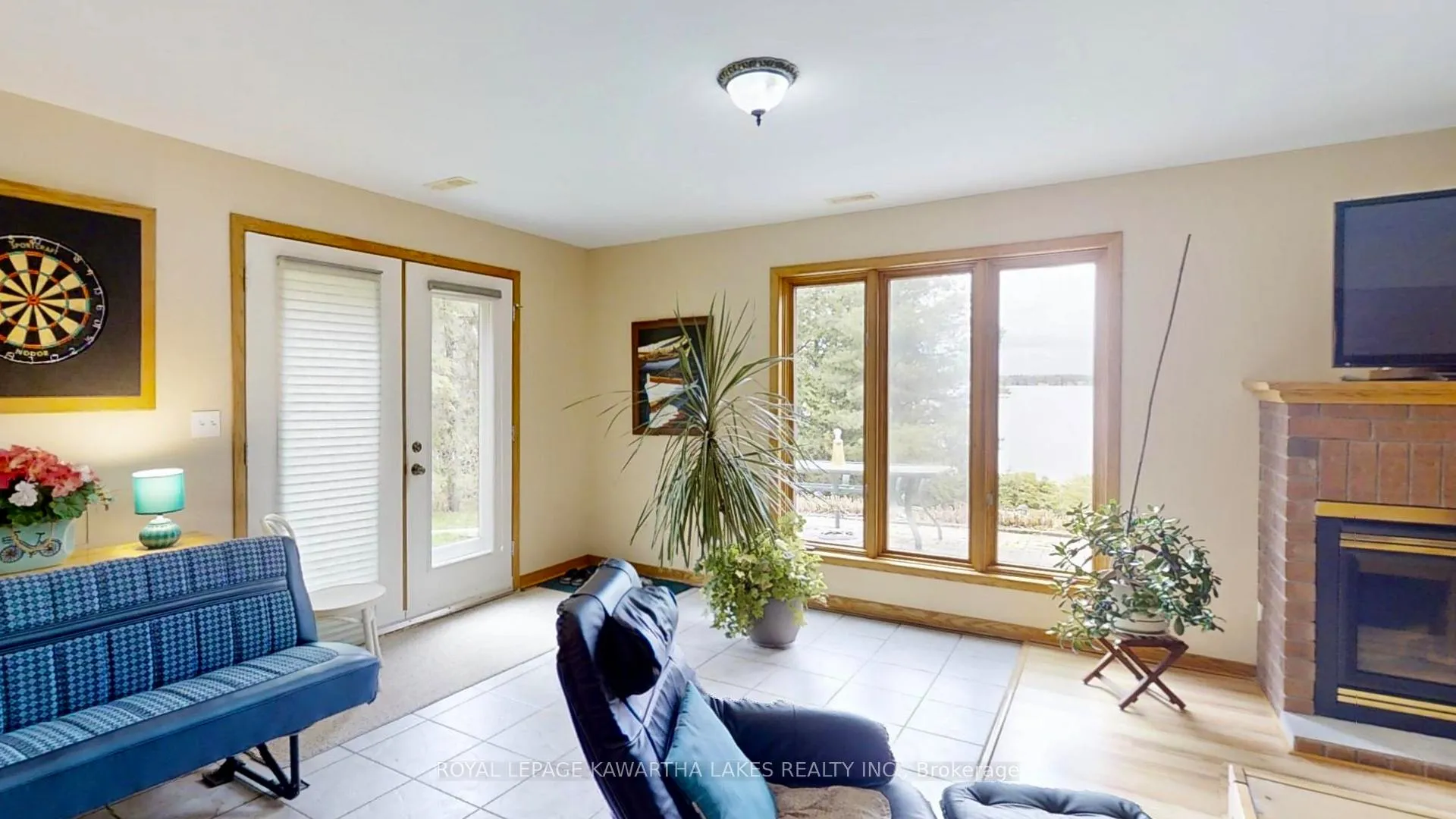 Photo 30 of 21 Emerald Street, Kawartha Lakes, Fenelon — HOMEH