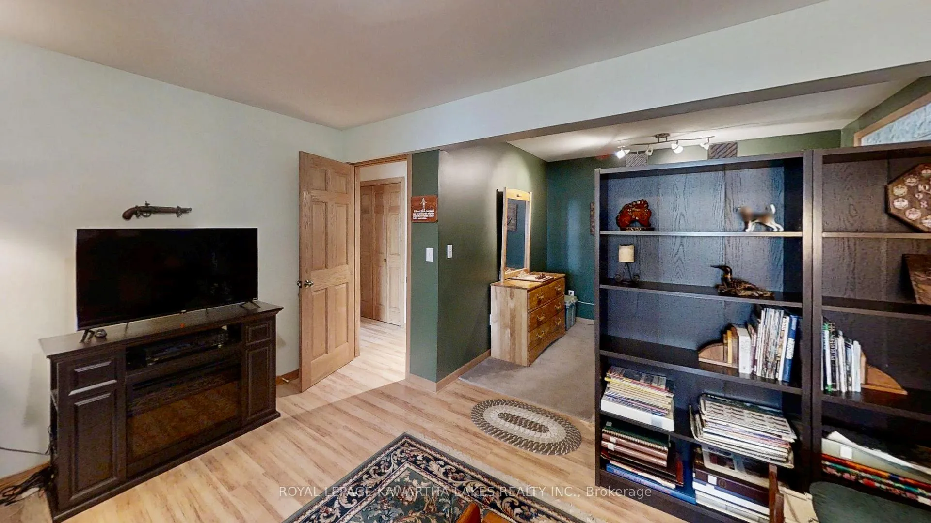 Photo 34 of 21 Emerald Street, Kawartha Lakes, Fenelon — HOMEH