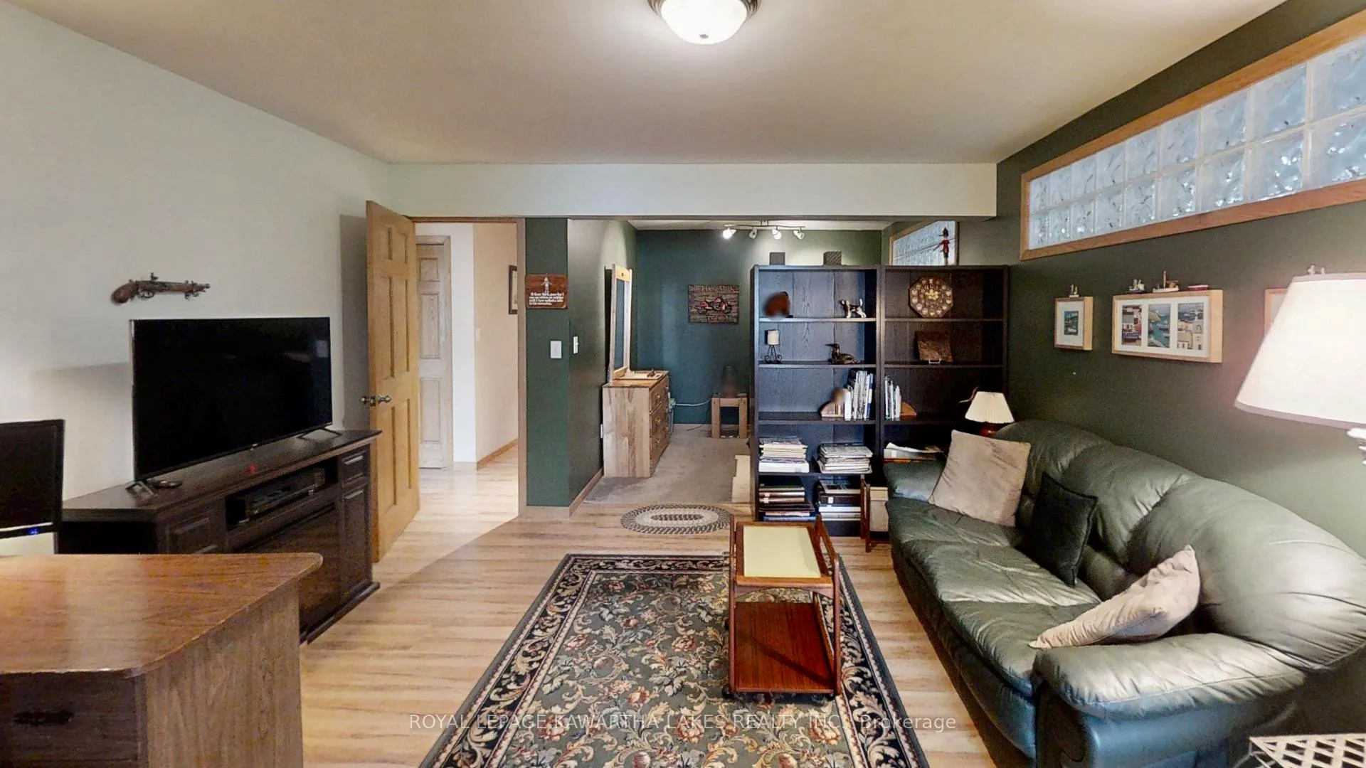 Photo 36 of 21 Emerald Street, Kawartha Lakes, Fenelon — HOMEH