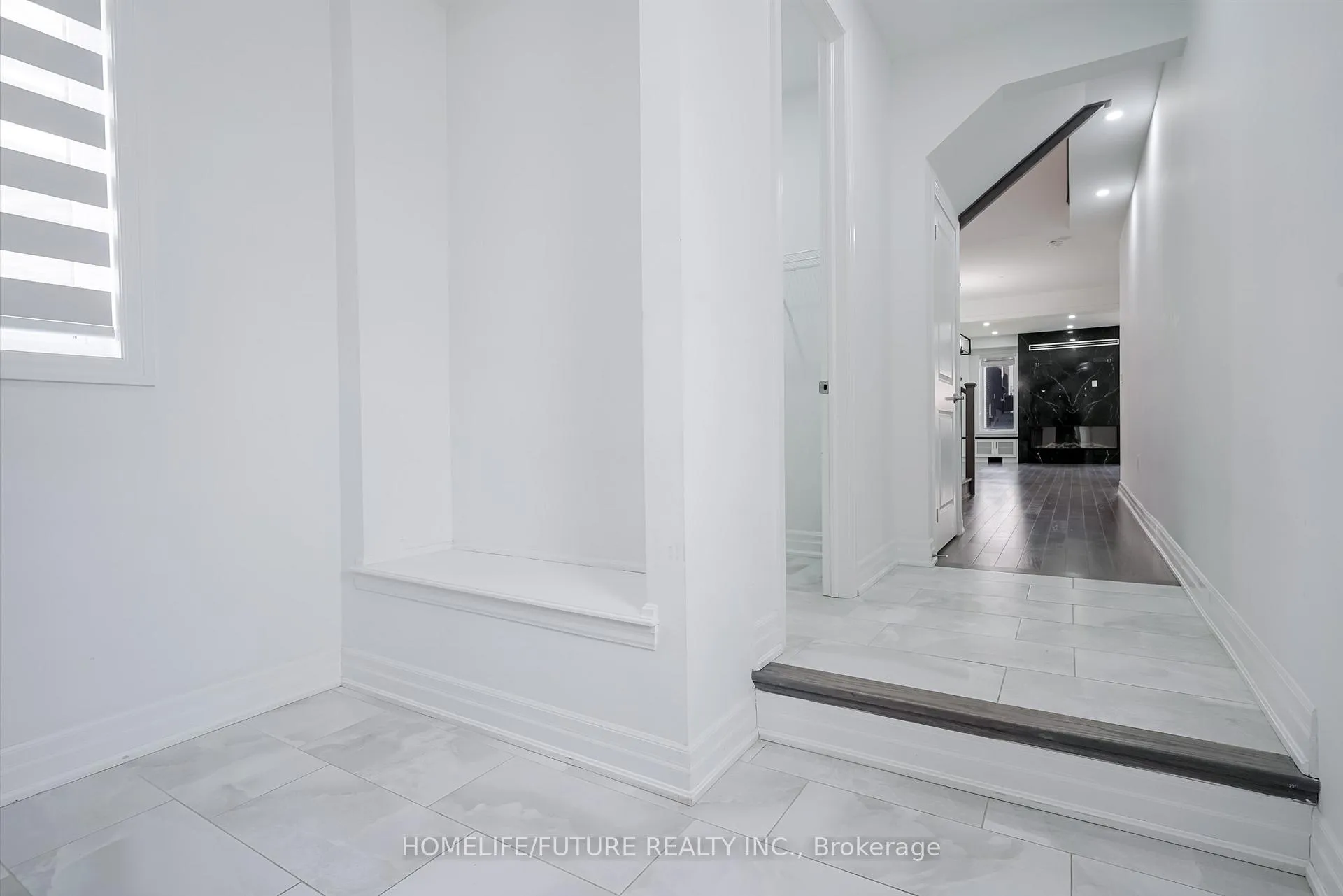 Photo 6 of 2809 Foxden Square, Pickering, Rural Pickering — HOMEH