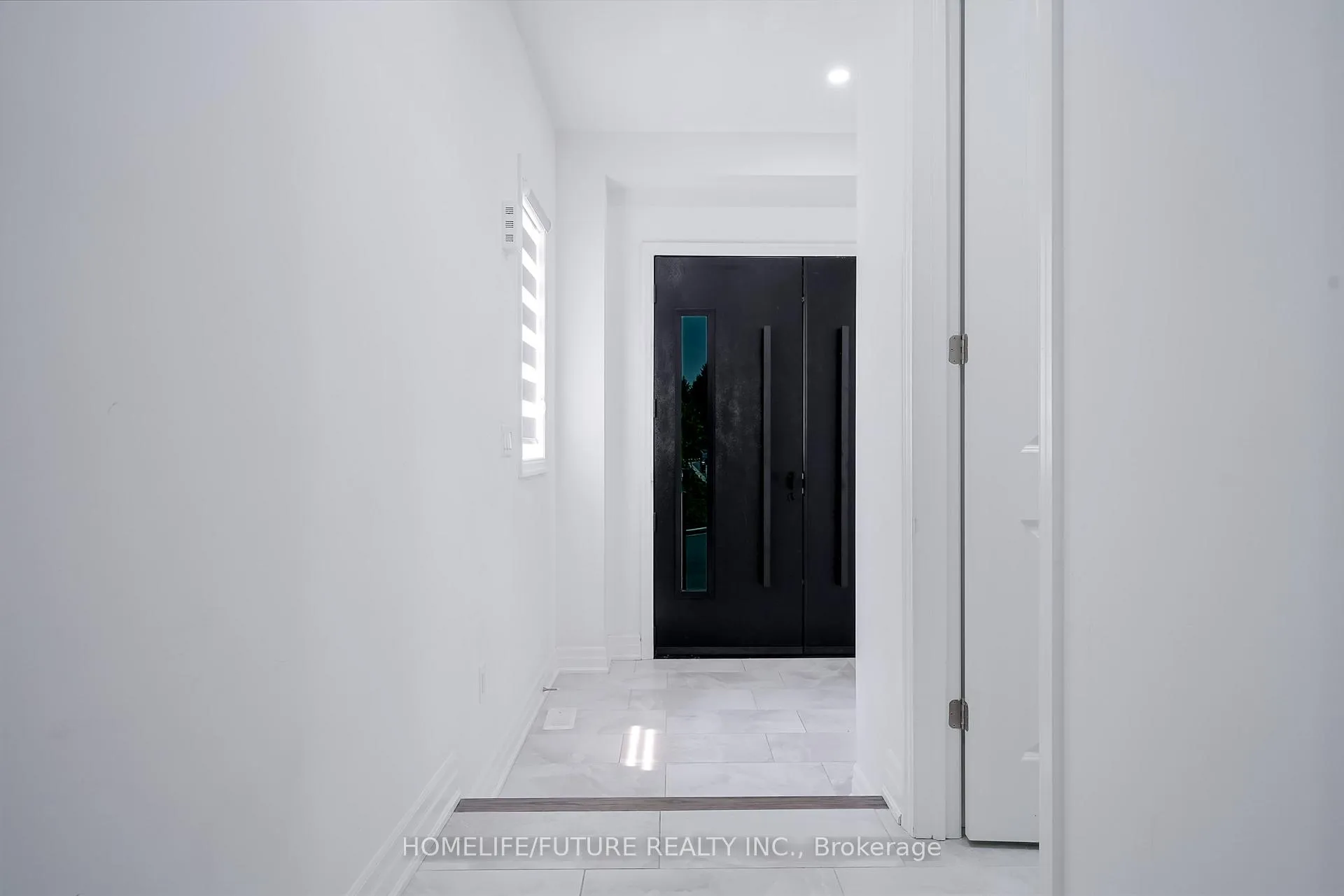 Photo 7 of 2809 Foxden Square, Pickering, Rural Pickering — HOMEH