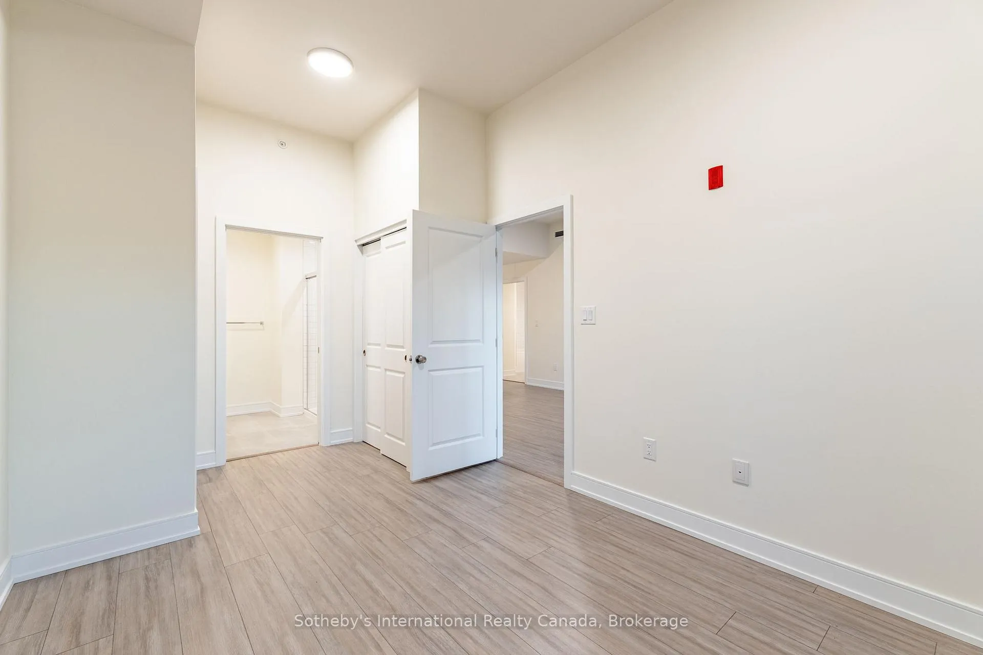 Photo 14 of Unit 416, 121 Mary Street, Clearview, Creemore — HOMEH