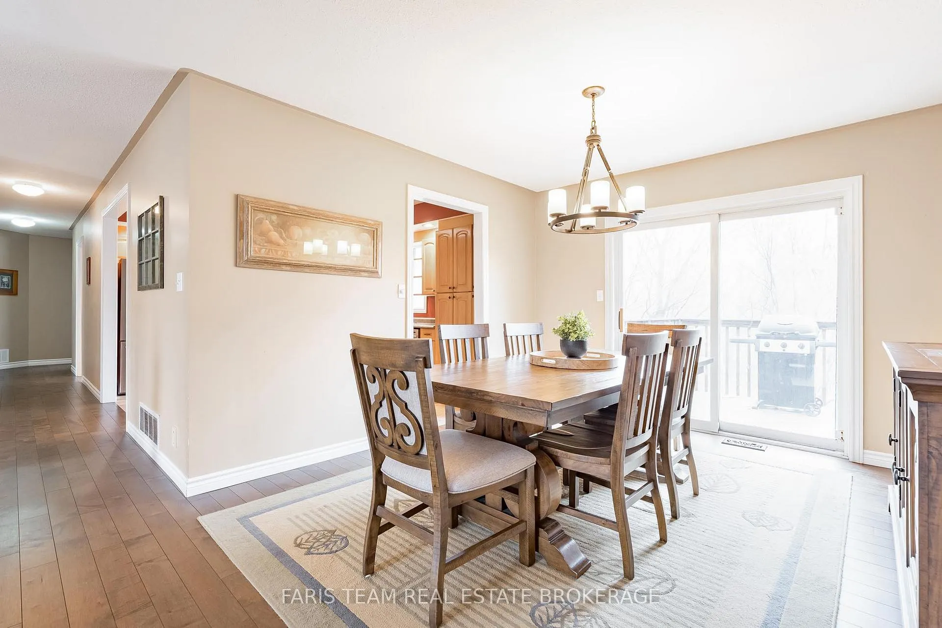Photo 11 of 704 Trinity Street, Innisfil, Alcona — HOMEH