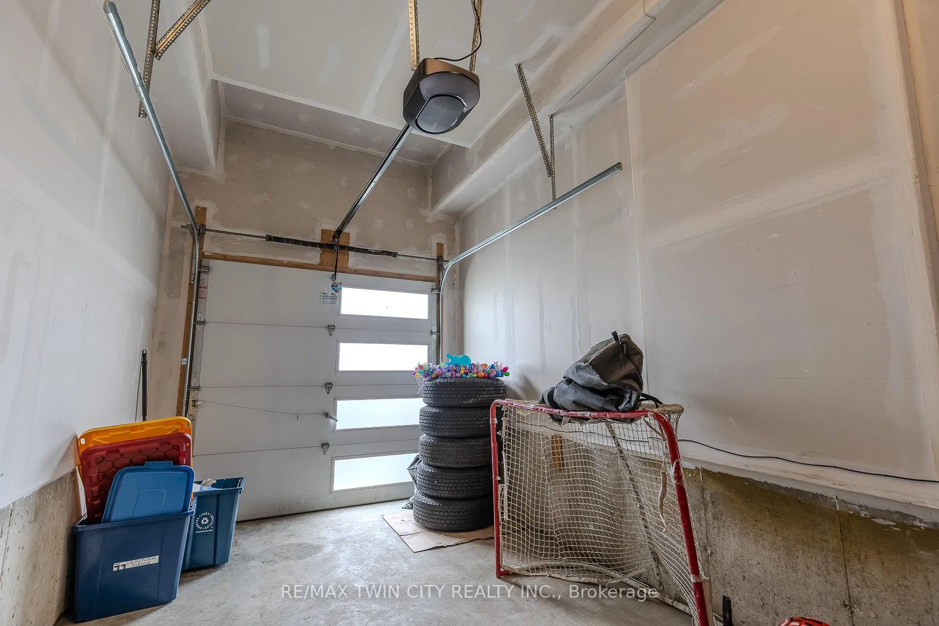 Photo 15 of 77 Wilkinson Avenue, Cambridge — HOMEH