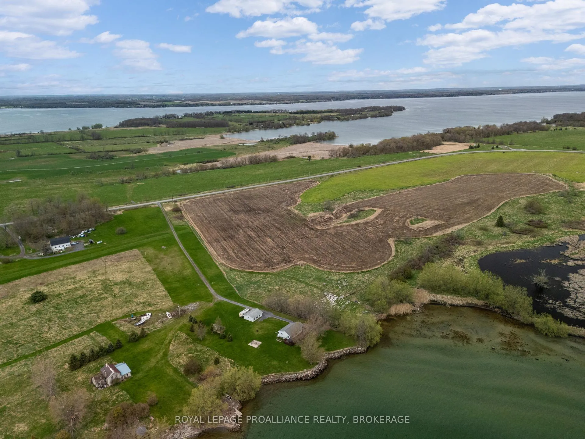 Photo 44 of 4205 Highway 96, Frontenac Islands, The Islands — HOMEH