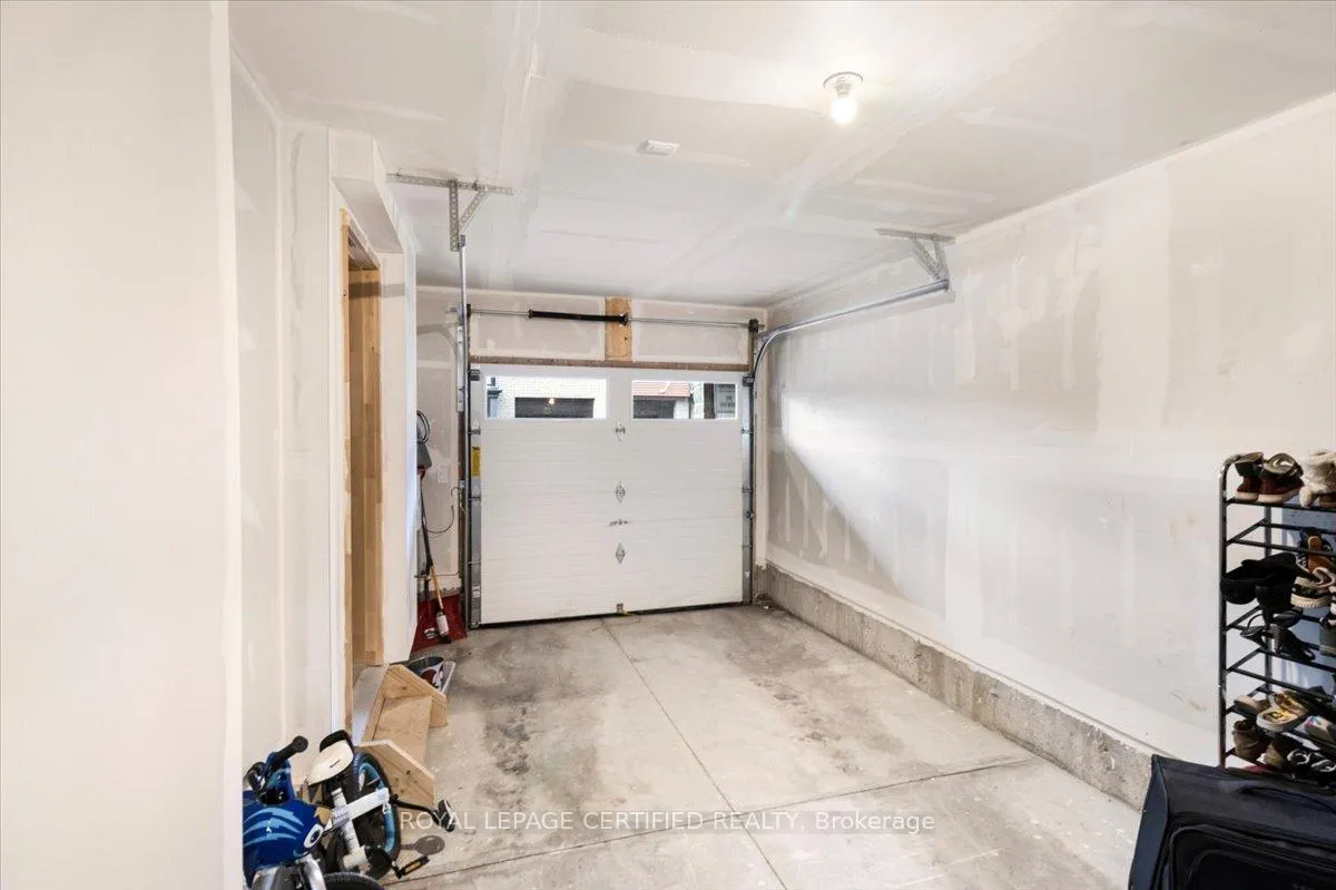 Photo 21 of Unit 25, 61 Soho Street, Hamilton, Stoney Creek Mountain — HOMEH