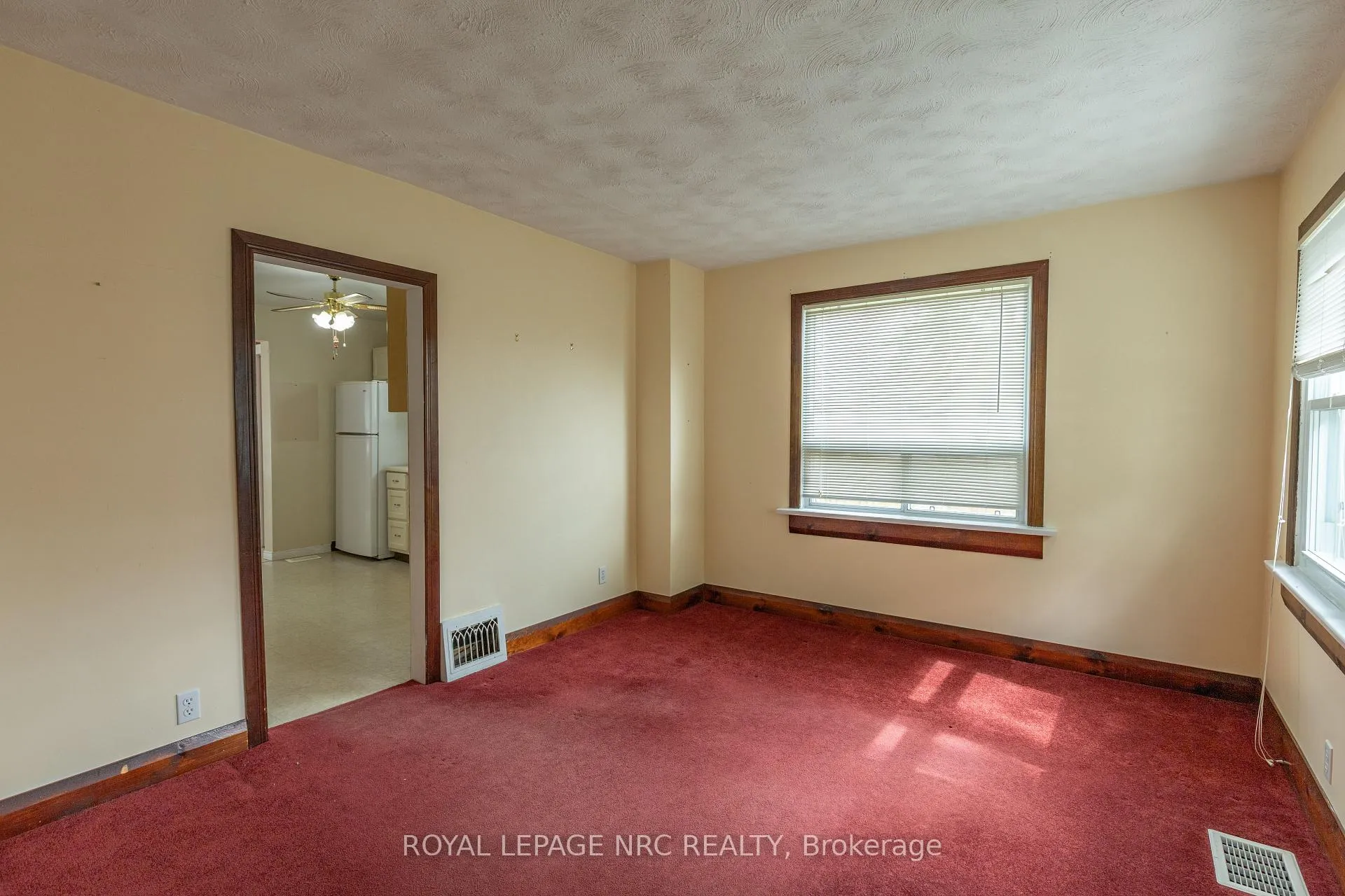 Photo 11 of 155 Knoll Street, Port Colborne, Main Street — HOMEH