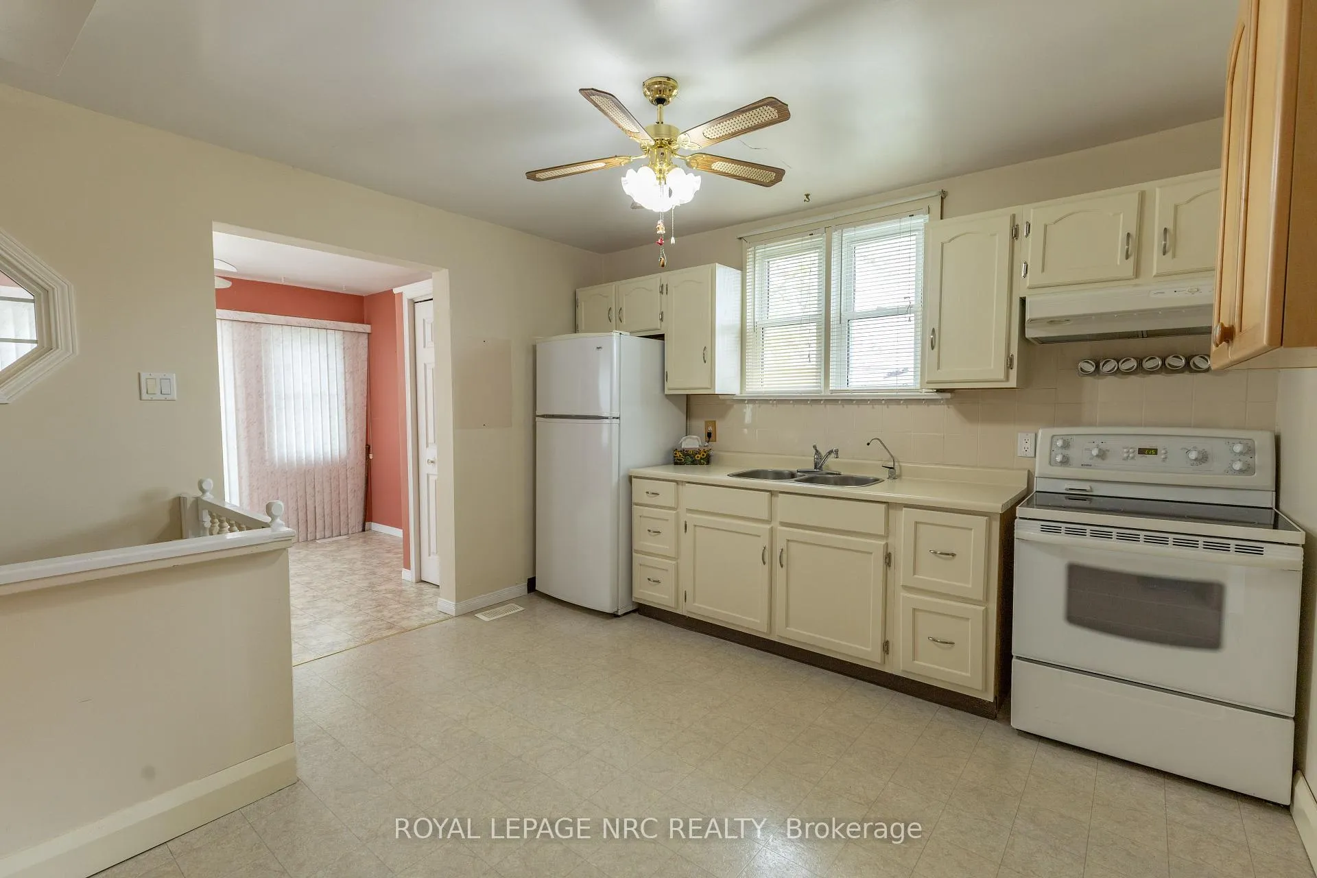 Photo 14 of 155 Knoll Street, Port Colborne, Main Street — HOMEH