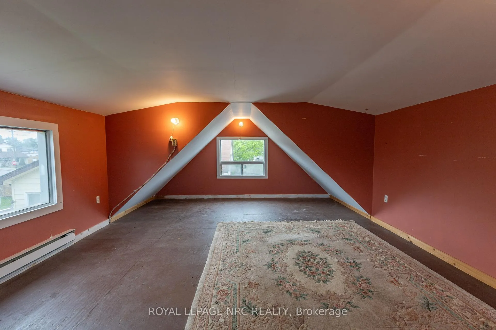 Photo 46 of 155 Knoll Street, Port Colborne, Main Street — HOMEH