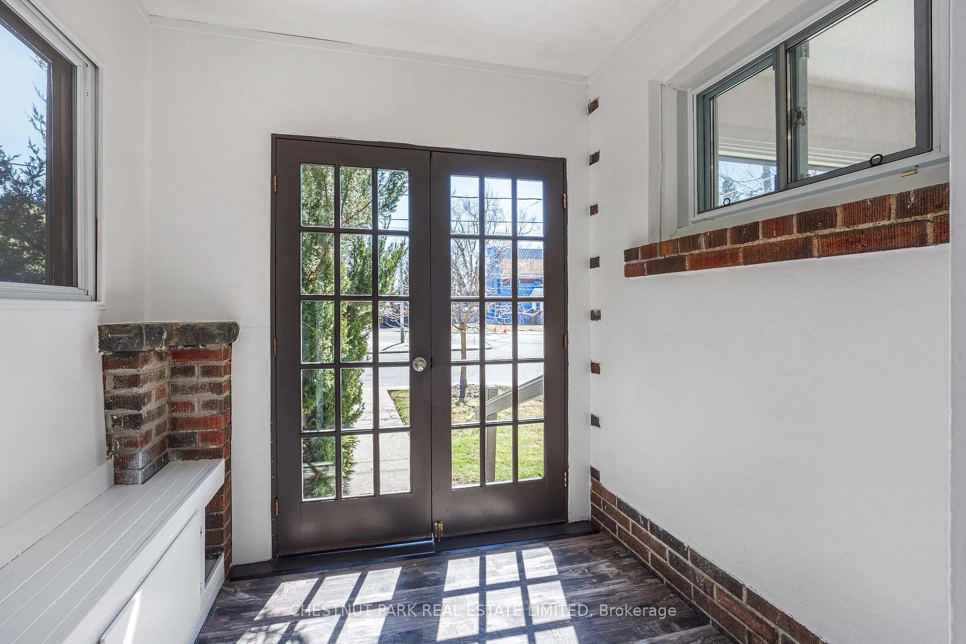 Photo 4 of Unit Upper, 54 Mcnairn Avenue, Toronto, Bedford Park-Nortown — HOMEH