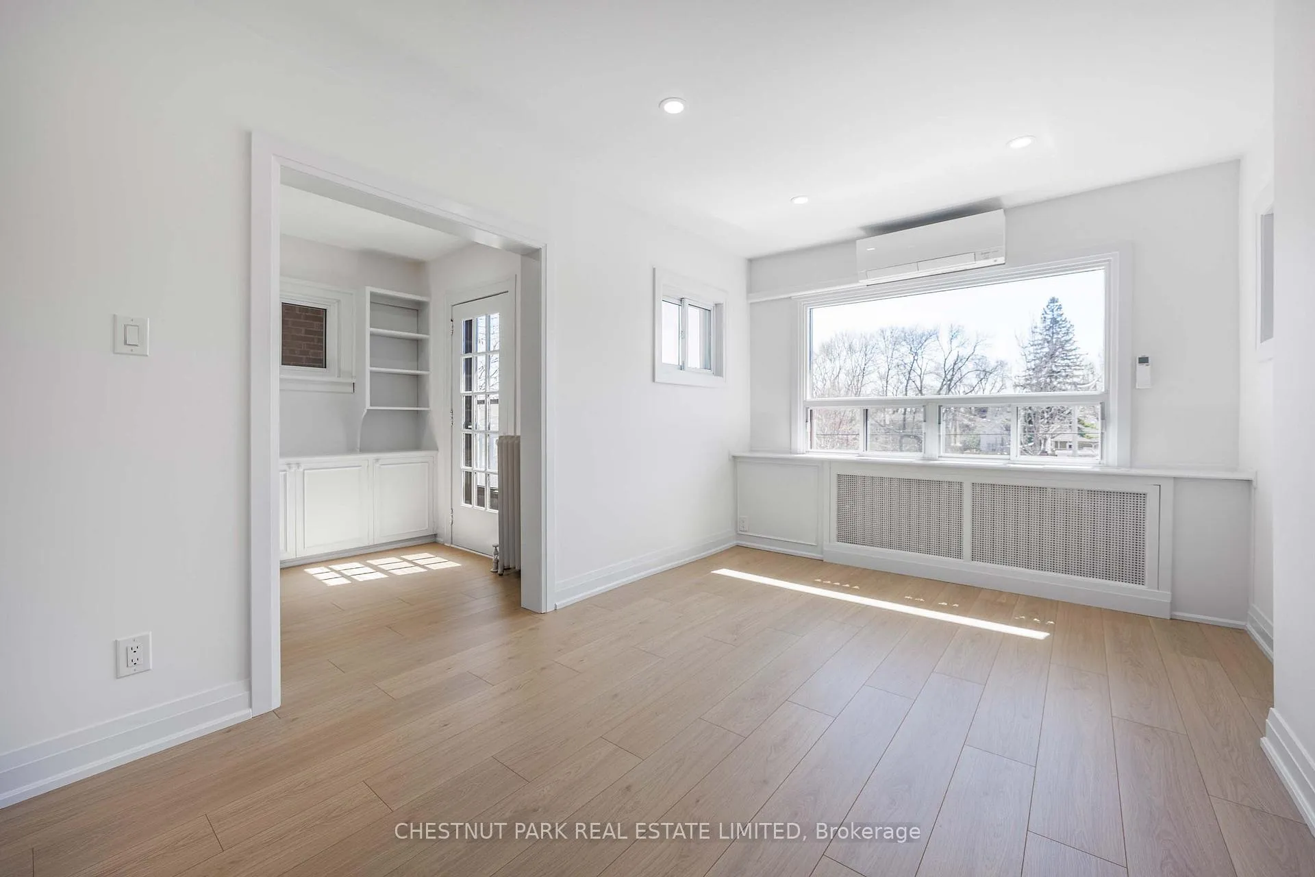 Photo 10 of Unit Upper, 54 Mcnairn Avenue, Toronto, Bedford Park-Nortown — HOMEH