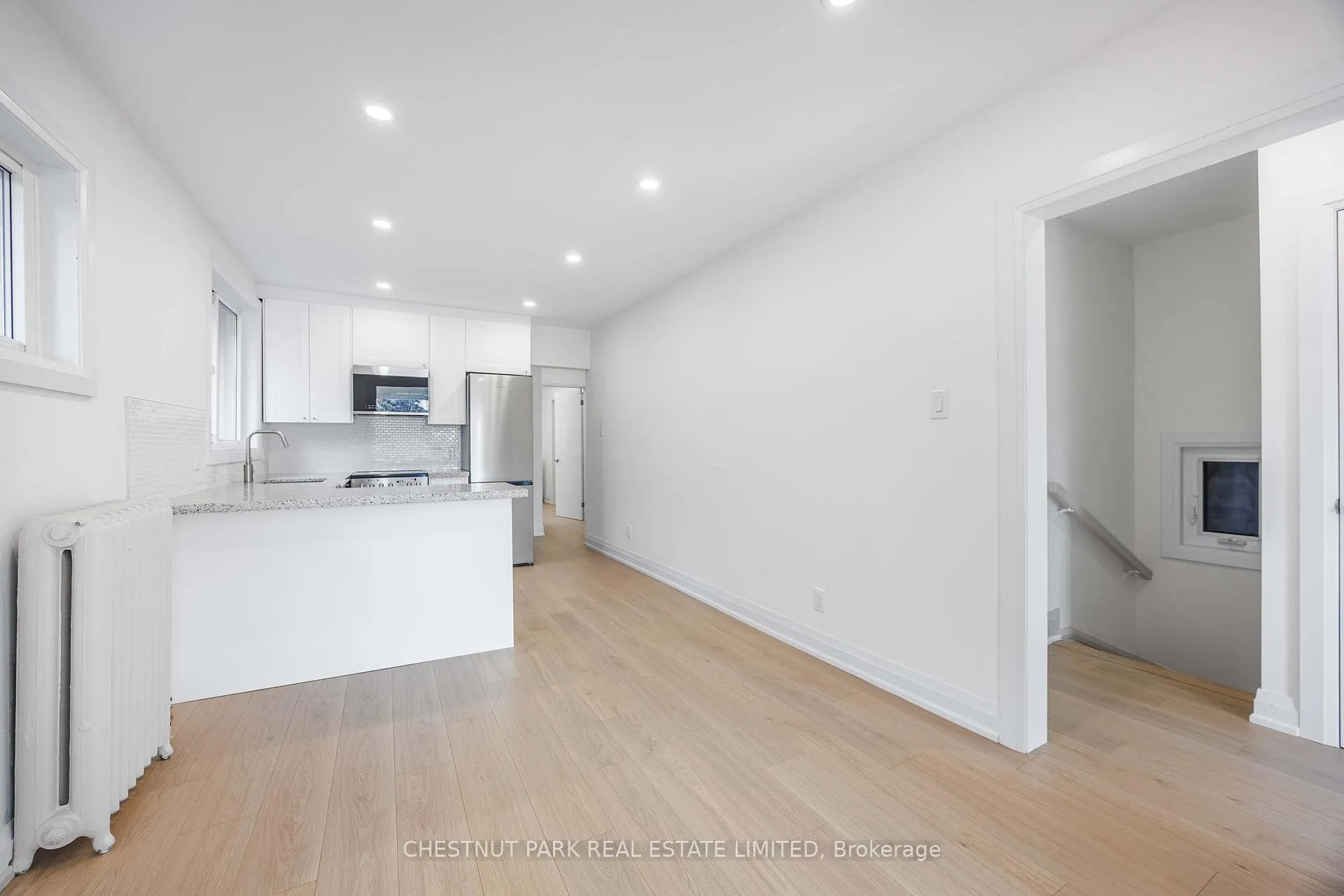 Photo 12 of Unit Upper, 54 Mcnairn Avenue, Toronto, Bedford Park-Nortown — HOMEH