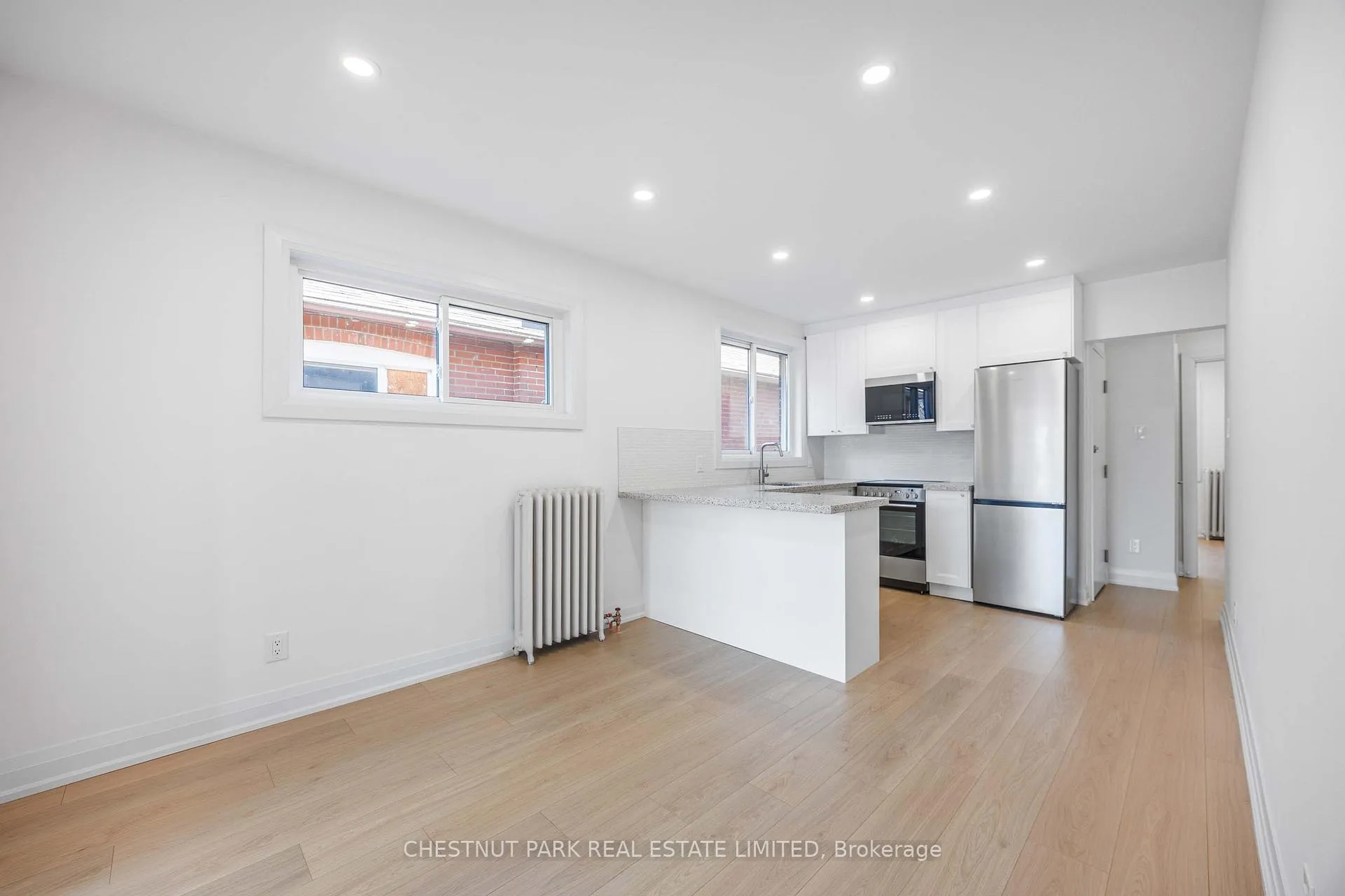 Photo 13 of Unit Upper, 54 Mcnairn Avenue, Toronto, Bedford Park-Nortown — HOMEH