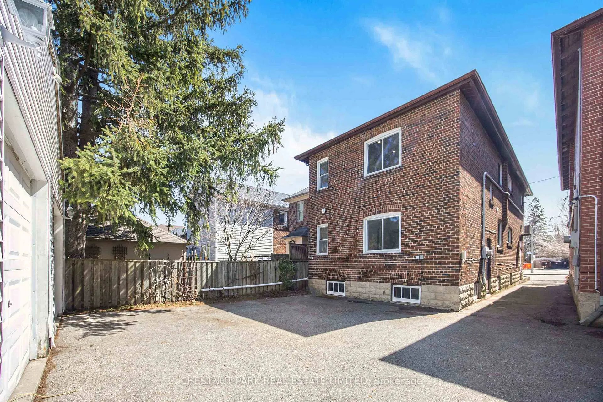 Photo 24 of Unit Upper, 54 Mcnairn Avenue, Toronto, Bedford Park-Nortown — HOMEH